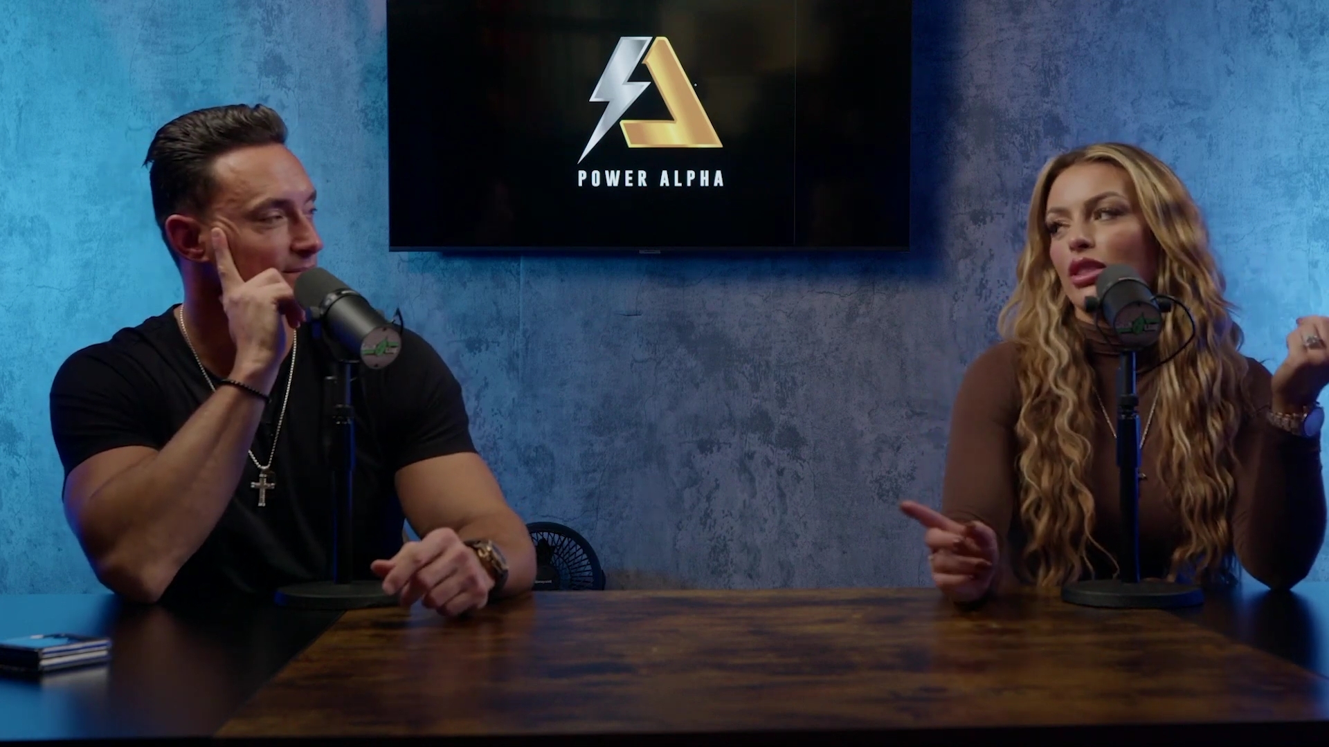 x2mate_com-Ep_9_-_Power_Alphas_Podcast___28Mandy_Saccomanno___Sabby_Piscitelli29-281080p29_mp41680.jpg