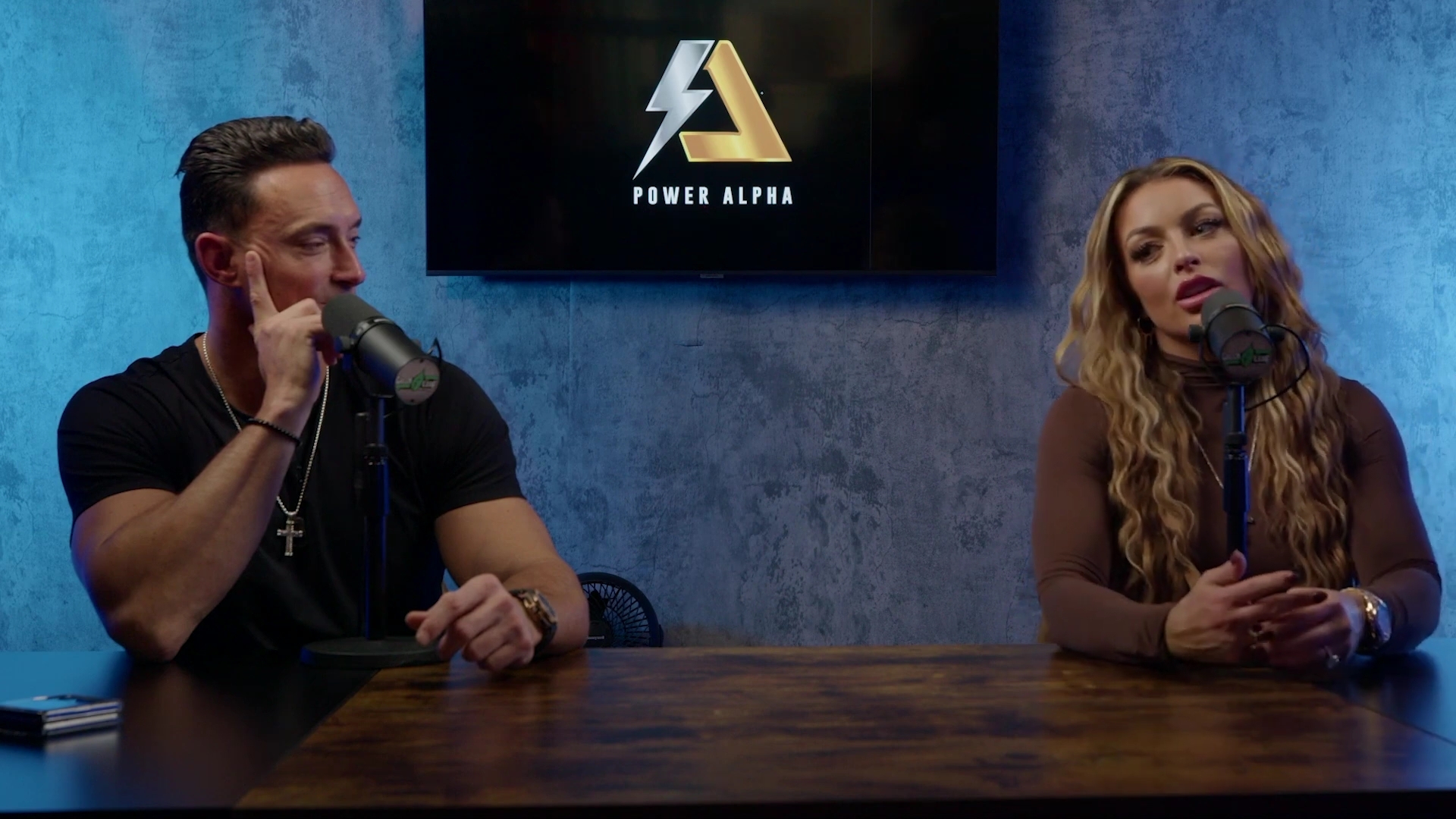 x2mate_com-Ep_9_-_Power_Alphas_Podcast___28Mandy_Saccomanno___Sabby_Piscitelli29-281080p29_mp41688.jpg