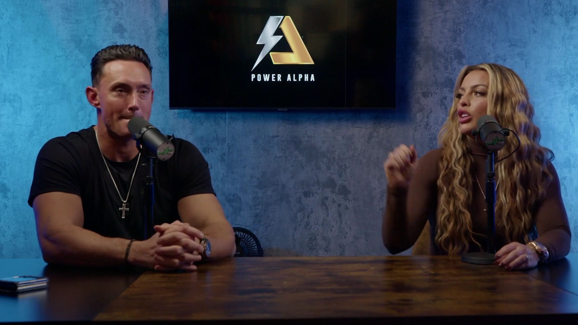 x2mate_com-Ep_9_-_Power_Alphas_Podcast___28Mandy_Saccomanno___Sabby_Piscitelli29-281080p29_mp41707.jpg