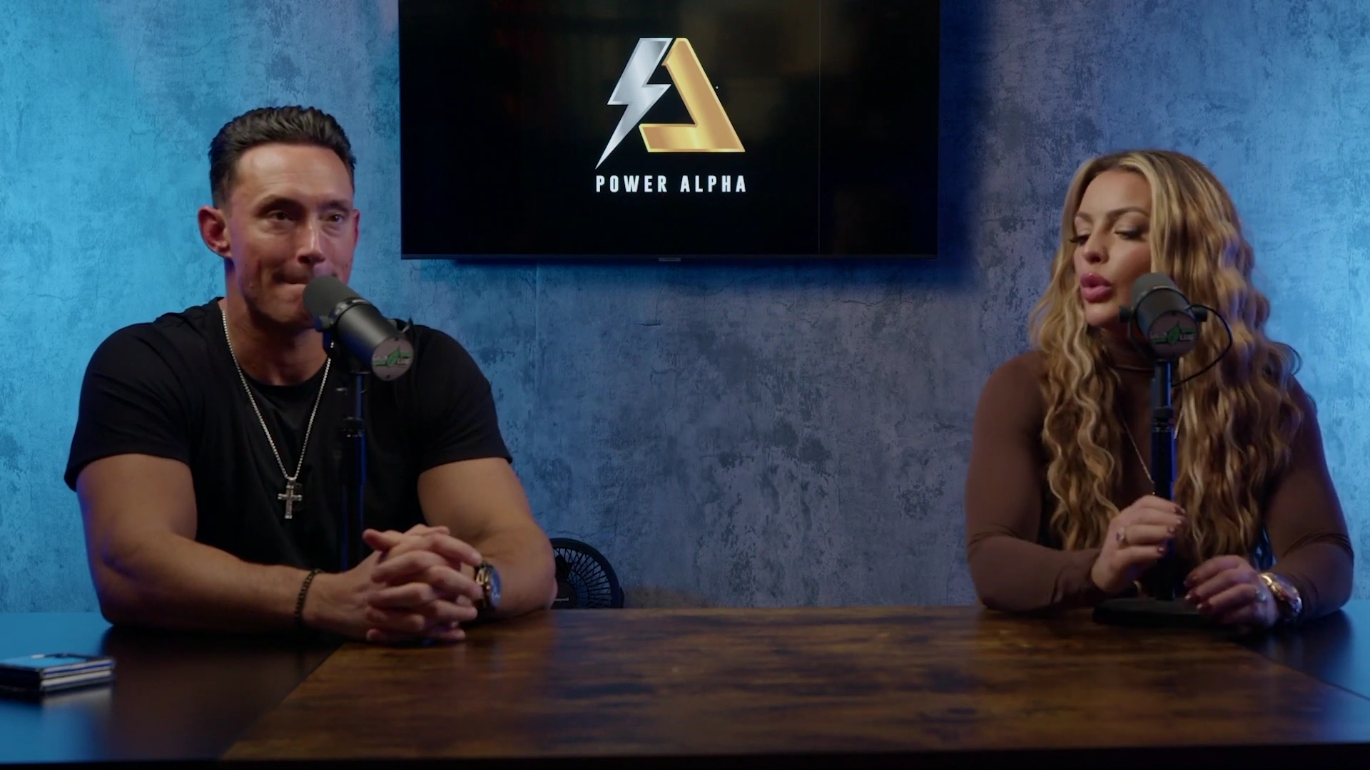 x2mate_com-Ep_9_-_Power_Alphas_Podcast___28Mandy_Saccomanno___Sabby_Piscitelli29-281080p29_mp41708.jpg