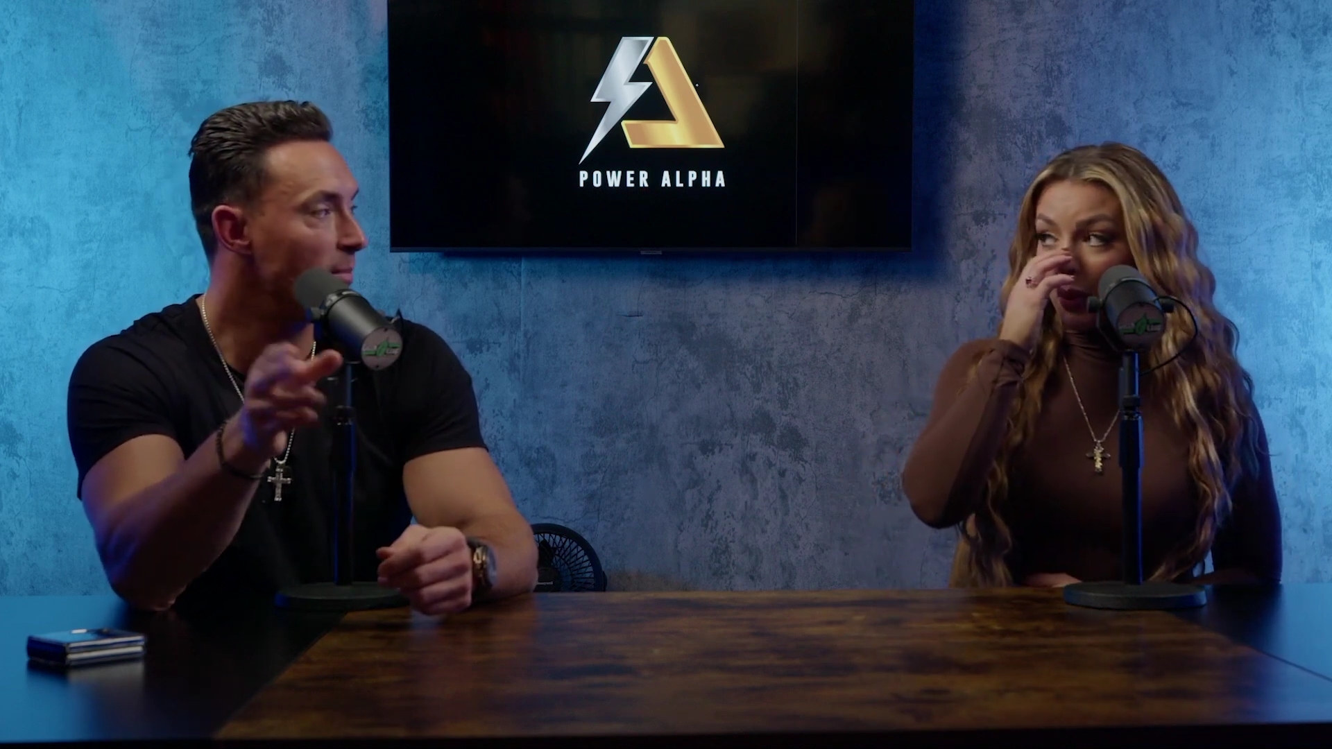 x2mate_com-Ep_9_-_Power_Alphas_Podcast___28Mandy_Saccomanno___Sabby_Piscitelli29-281080p29_mp41728.jpg