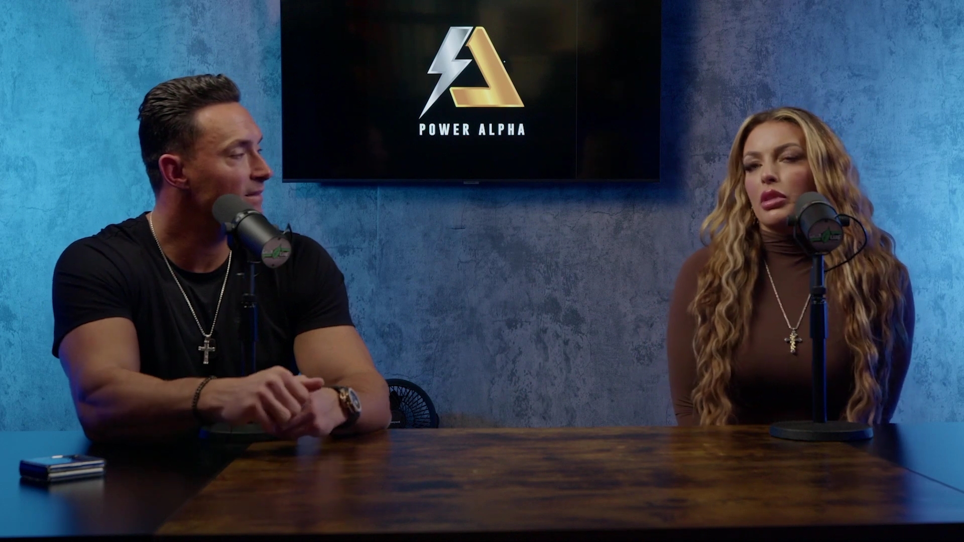 x2mate_com-Ep_9_-_Power_Alphas_Podcast___28Mandy_Saccomanno___Sabby_Piscitelli29-281080p29_mp41732.jpg
