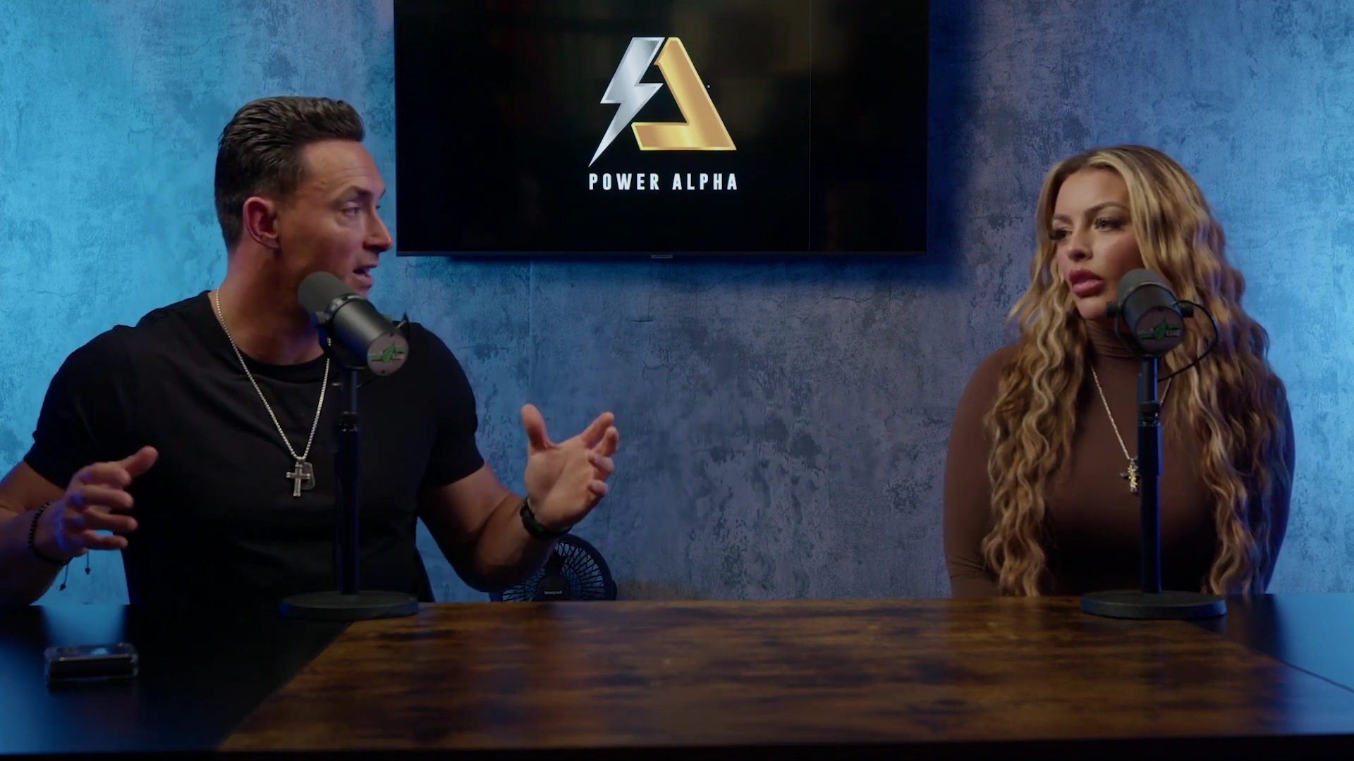 x2mate_com-Ep_9_-_Power_Alphas_Podcast___28Mandy_Saccomanno___Sabby_Piscitelli29-281080p29_mp41746.jpg