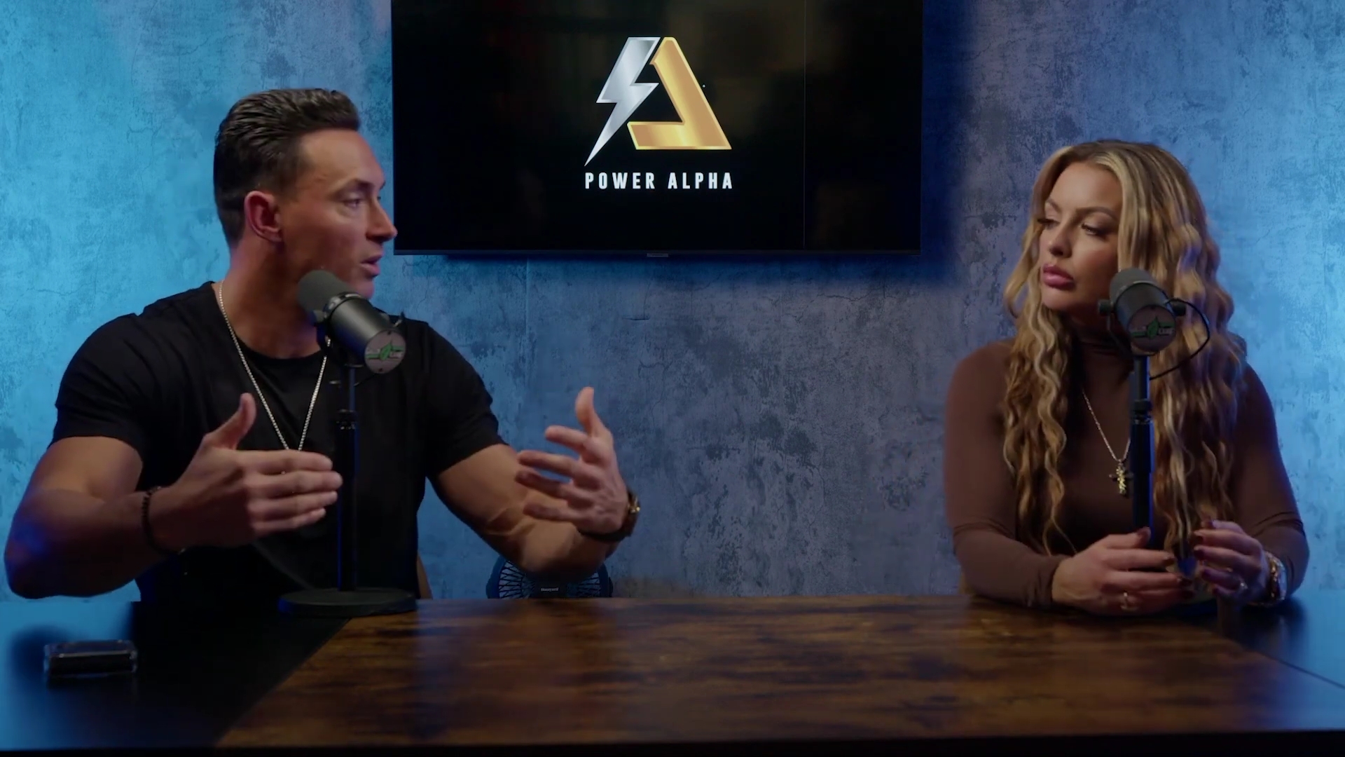 x2mate_com-Ep_9_-_Power_Alphas_Podcast___28Mandy_Saccomanno___Sabby_Piscitelli29-281080p29_mp41754.jpg