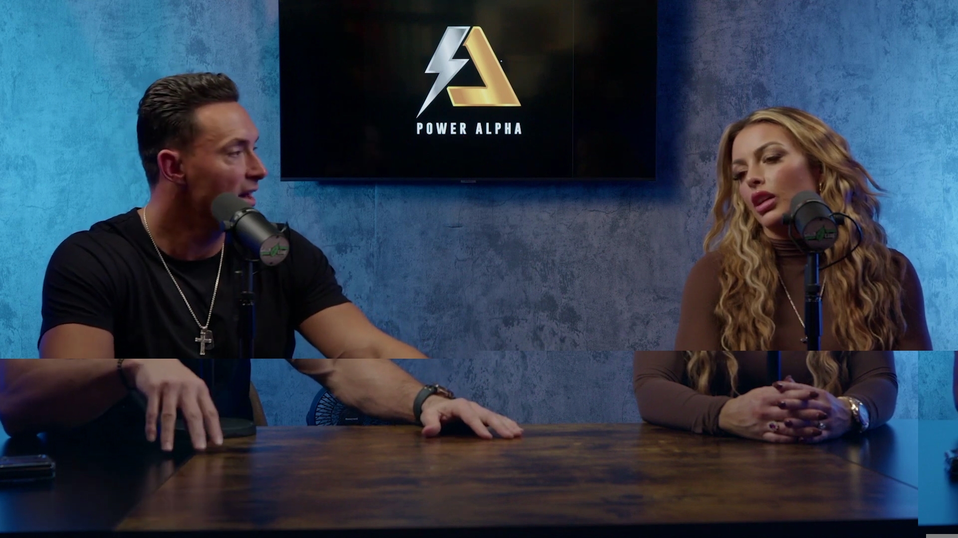 x2mate_com-Ep_9_-_Power_Alphas_Podcast___28Mandy_Saccomanno___Sabby_Piscitelli29-281080p29_mp41772.jpg