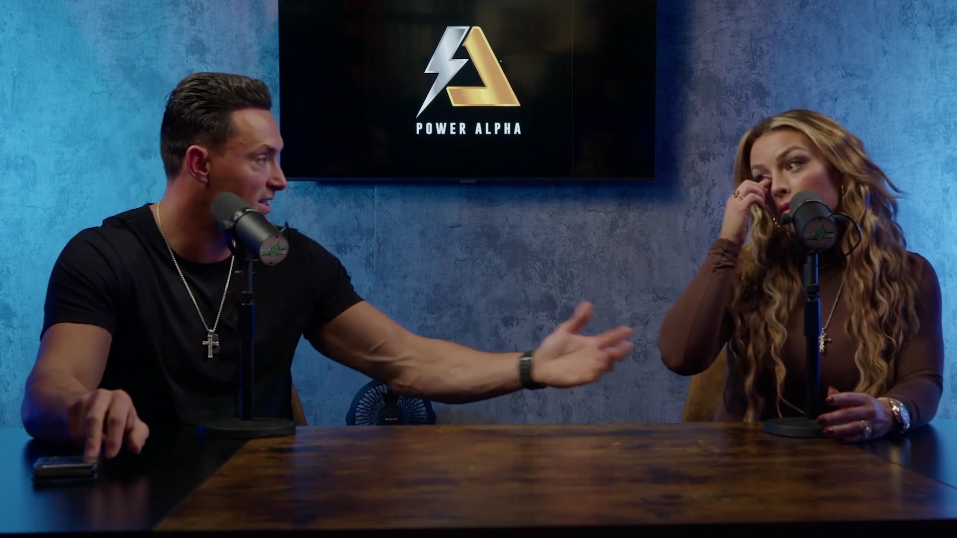 x2mate_com-Ep_9_-_Power_Alphas_Podcast___28Mandy_Saccomanno___Sabby_Piscitelli29-281080p29_mp41779.jpg