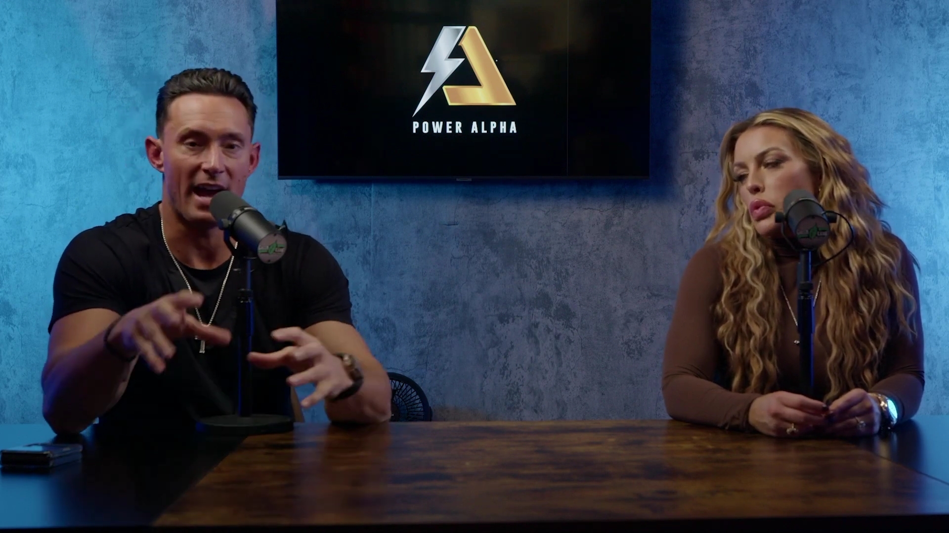 x2mate_com-Ep_9_-_Power_Alphas_Podcast___28Mandy_Saccomanno___Sabby_Piscitelli29-281080p29_mp41824.jpg