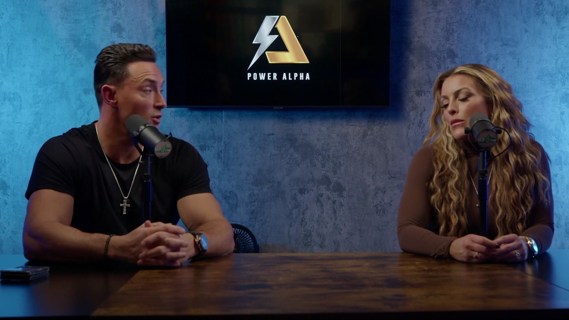 x2mate_com-Ep_9_-_Power_Alphas_Podcast___28Mandy_Saccomanno___Sabby_Piscitelli29-281080p29_mp41833.jpg
