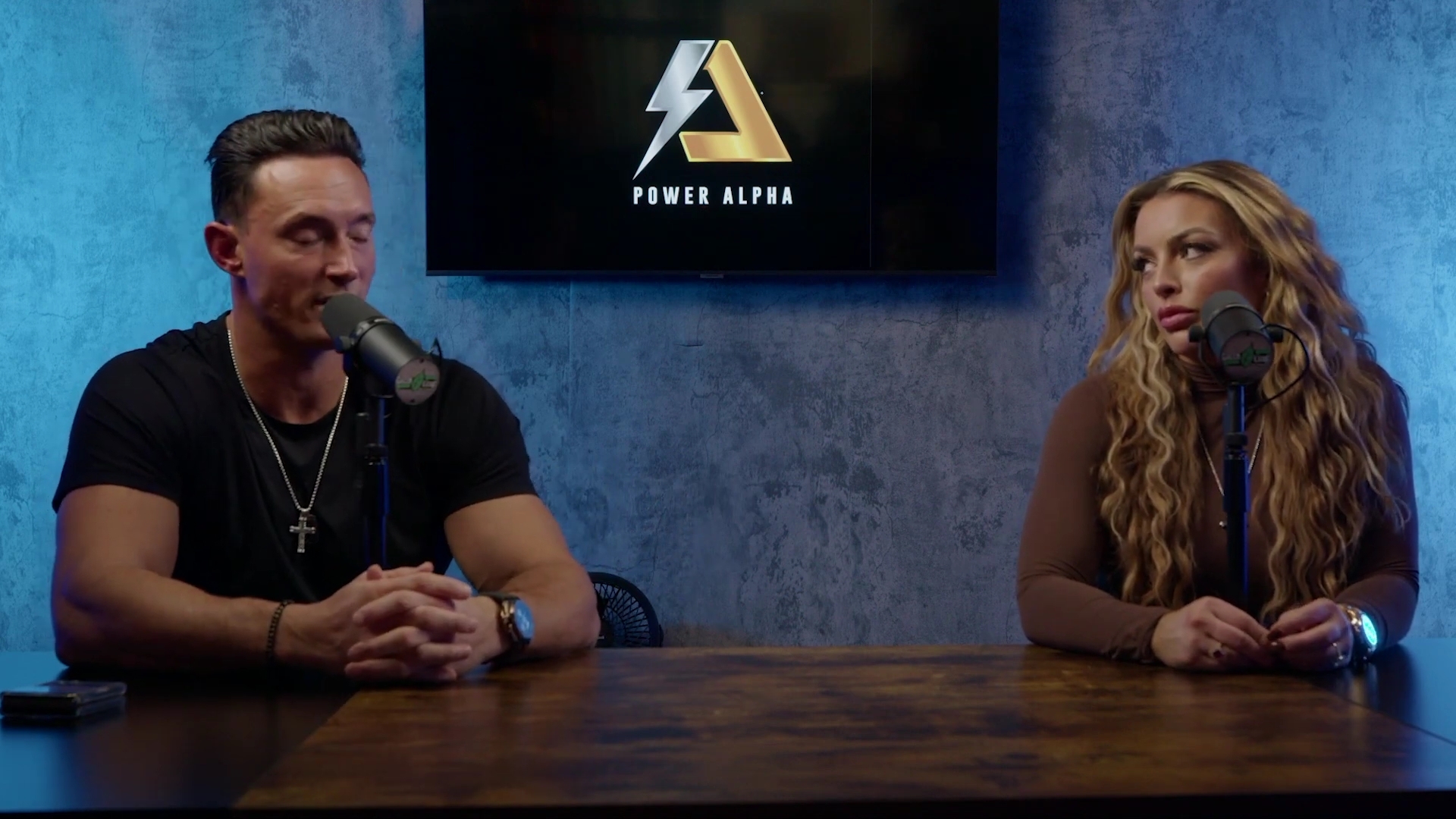 x2mate_com-Ep_9_-_Power_Alphas_Podcast___28Mandy_Saccomanno___Sabby_Piscitelli29-281080p29_mp41848.jpg