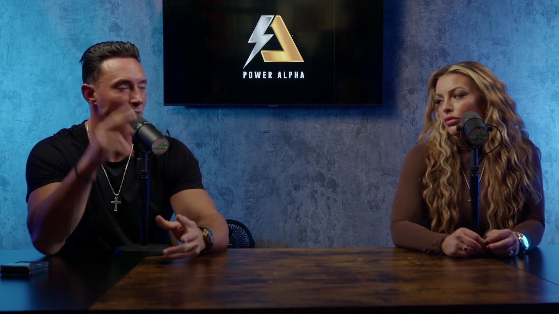 x2mate_com-Ep_9_-_Power_Alphas_Podcast___28Mandy_Saccomanno___Sabby_Piscitelli29-281080p29_mp41854.jpg