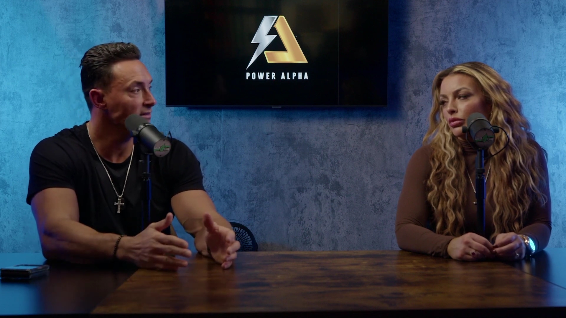 x2mate_com-Ep_9_-_Power_Alphas_Podcast___28Mandy_Saccomanno___Sabby_Piscitelli29-281080p29_mp41857.jpg