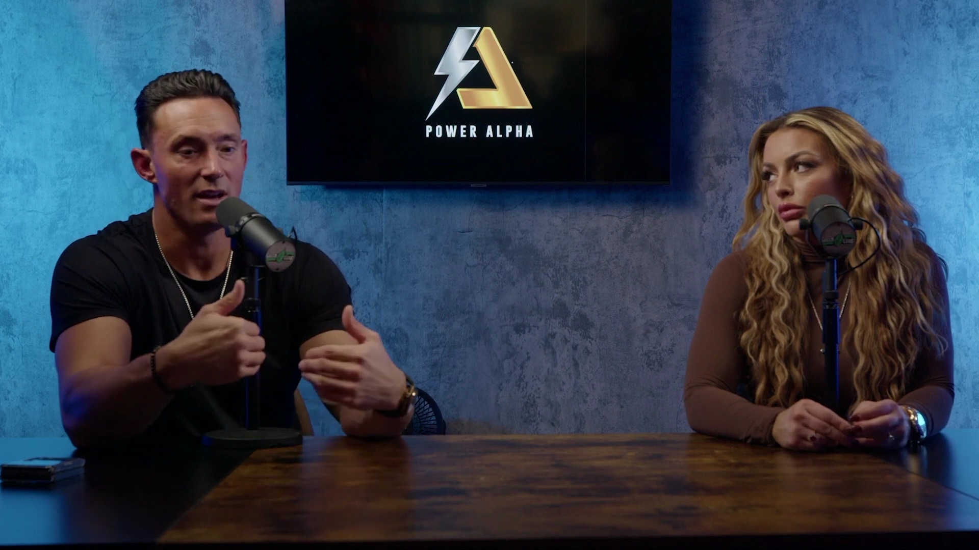 x2mate_com-Ep_9_-_Power_Alphas_Podcast___28Mandy_Saccomanno___Sabby_Piscitelli29-281080p29_mp41860.jpg