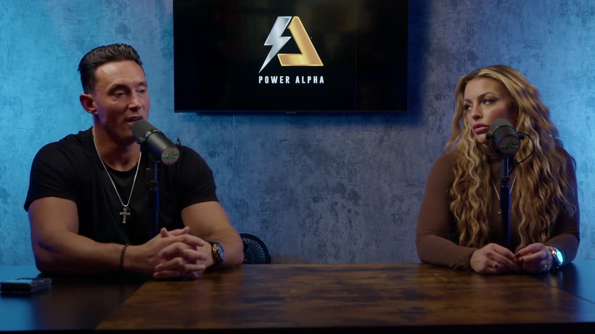 x2mate_com-Ep_9_-_Power_Alphas_Podcast___28Mandy_Saccomanno___Sabby_Piscitelli29-281080p29_mp41863.jpg