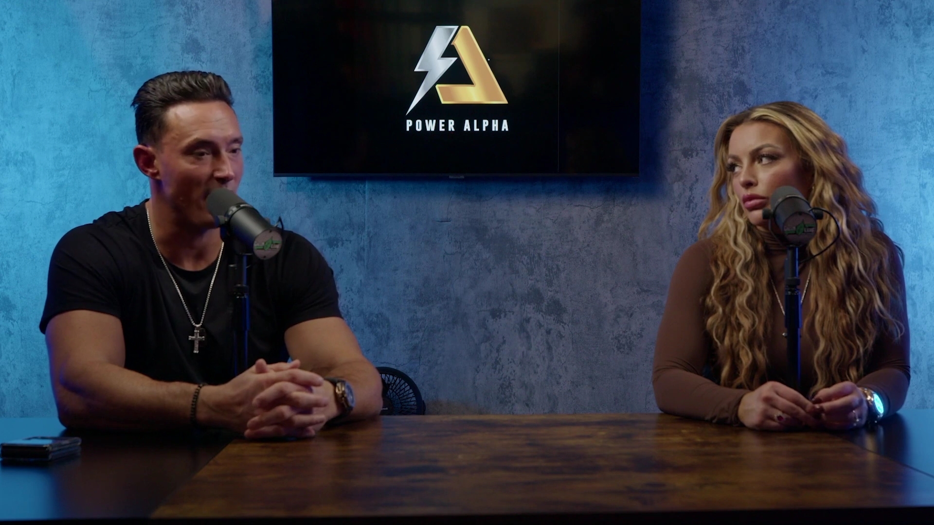 x2mate_com-Ep_9_-_Power_Alphas_Podcast___28Mandy_Saccomanno___Sabby_Piscitelli29-281080p29_mp41865.jpg