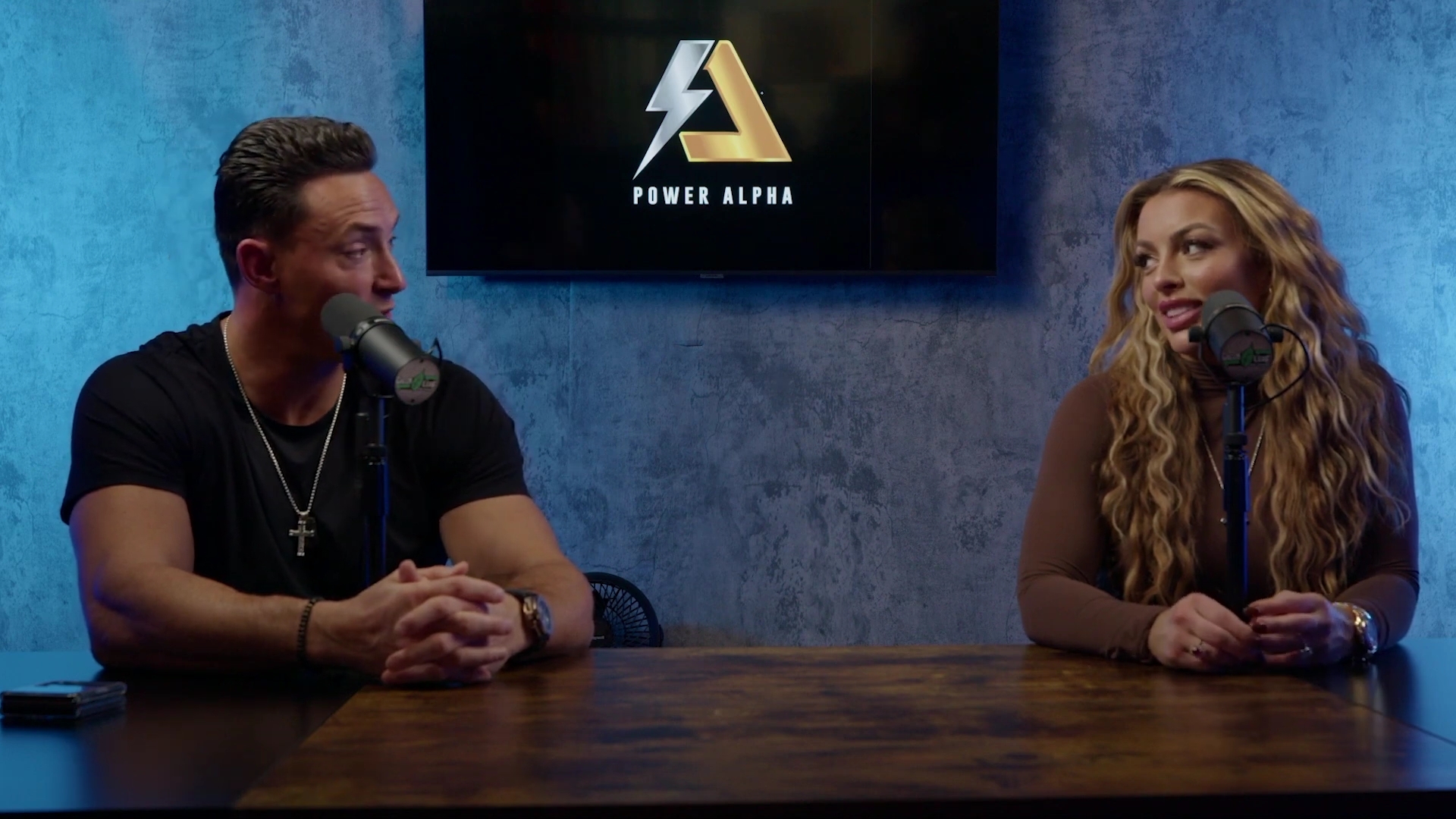 x2mate_com-Ep_9_-_Power_Alphas_Podcast___28Mandy_Saccomanno___Sabby_Piscitelli29-281080p29_mp41868.jpg