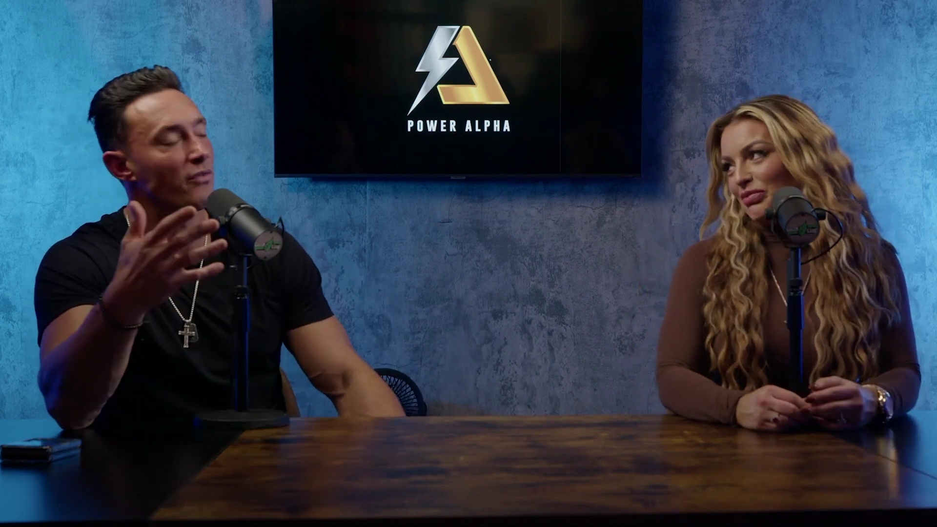 x2mate_com-Ep_9_-_Power_Alphas_Podcast___28Mandy_Saccomanno___Sabby_Piscitelli29-281080p29_mp41874.jpg