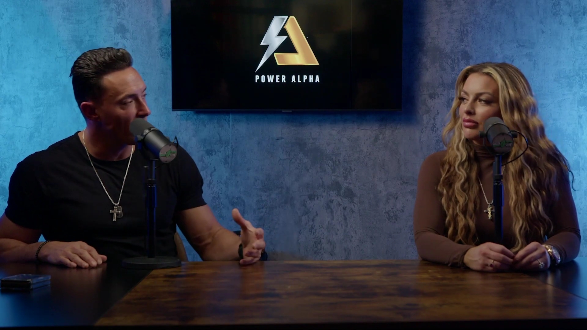 x2mate_com-Ep_9_-_Power_Alphas_Podcast___28Mandy_Saccomanno___Sabby_Piscitelli29-281080p29_mp41896.jpg