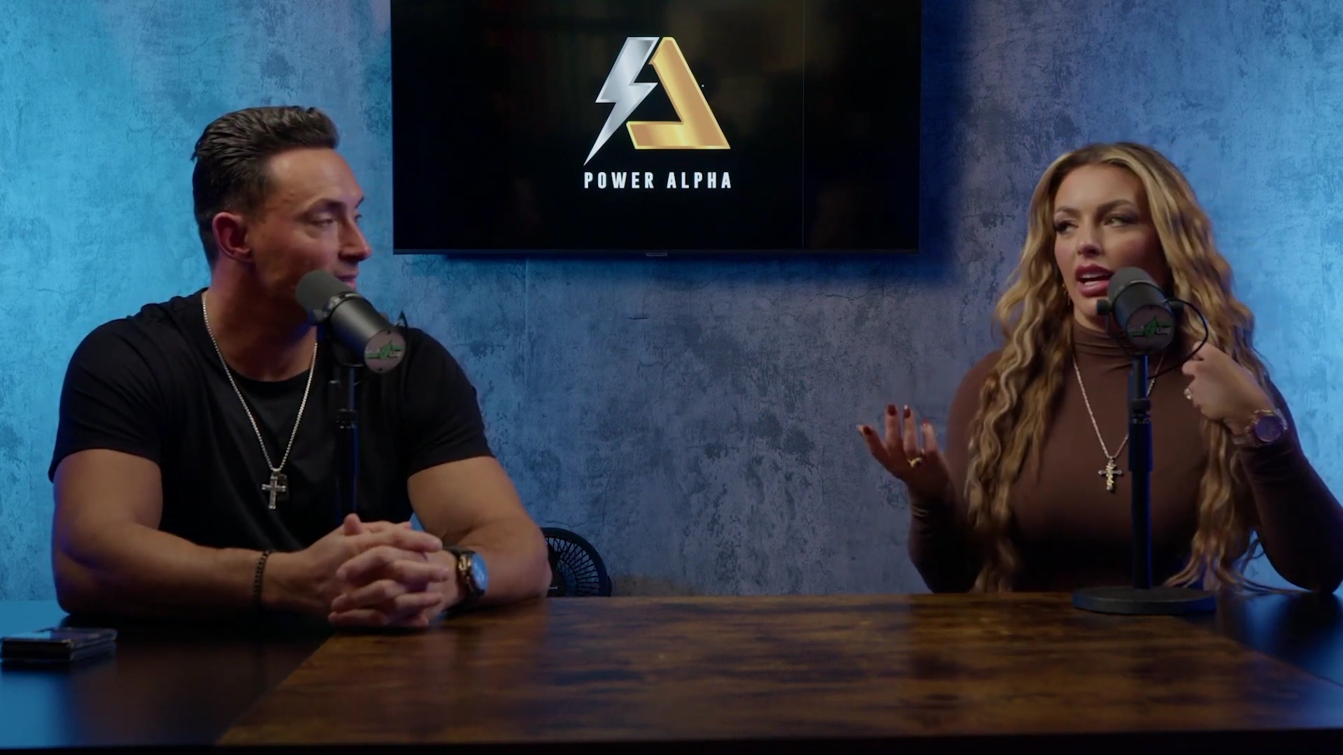 x2mate_com-Ep_9_-_Power_Alphas_Podcast___28Mandy_Saccomanno___Sabby_Piscitelli29-281080p29_mp41913.jpg