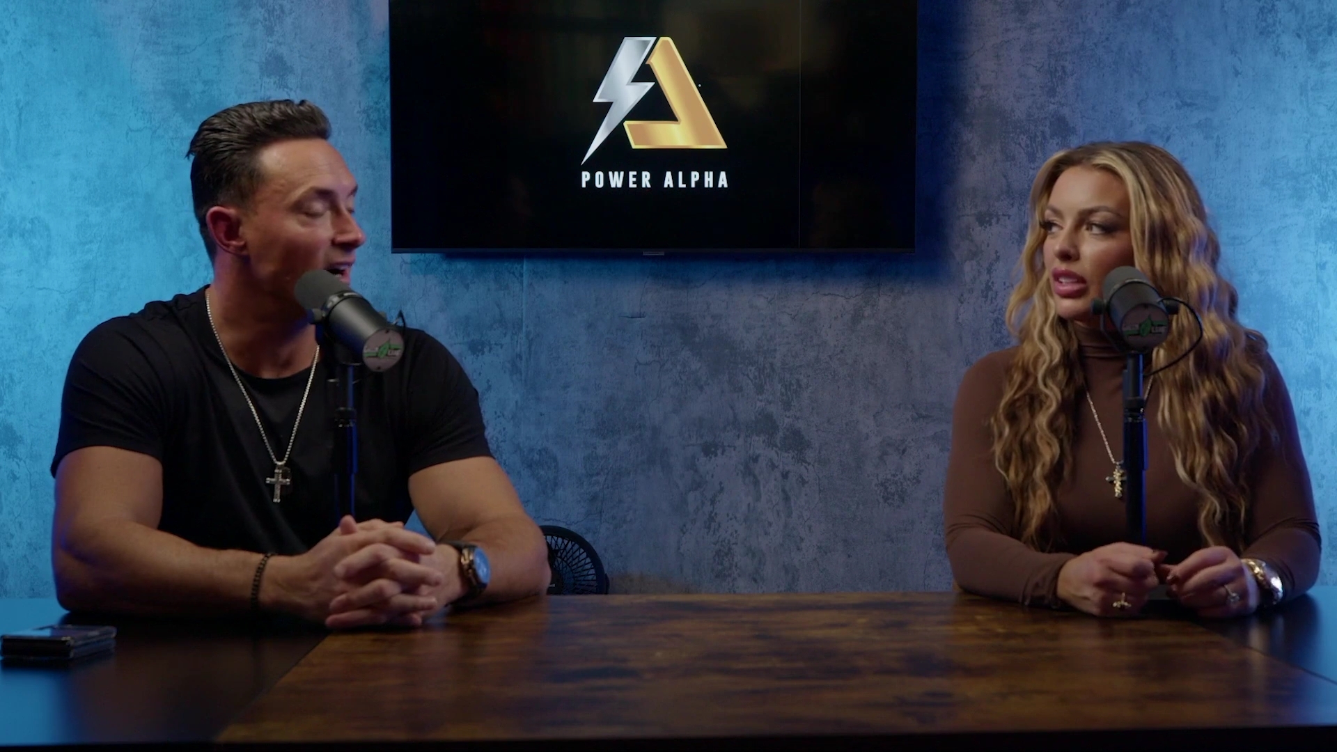 x2mate_com-Ep_9_-_Power_Alphas_Podcast___28Mandy_Saccomanno___Sabby_Piscitelli29-281080p29_mp41924.jpg