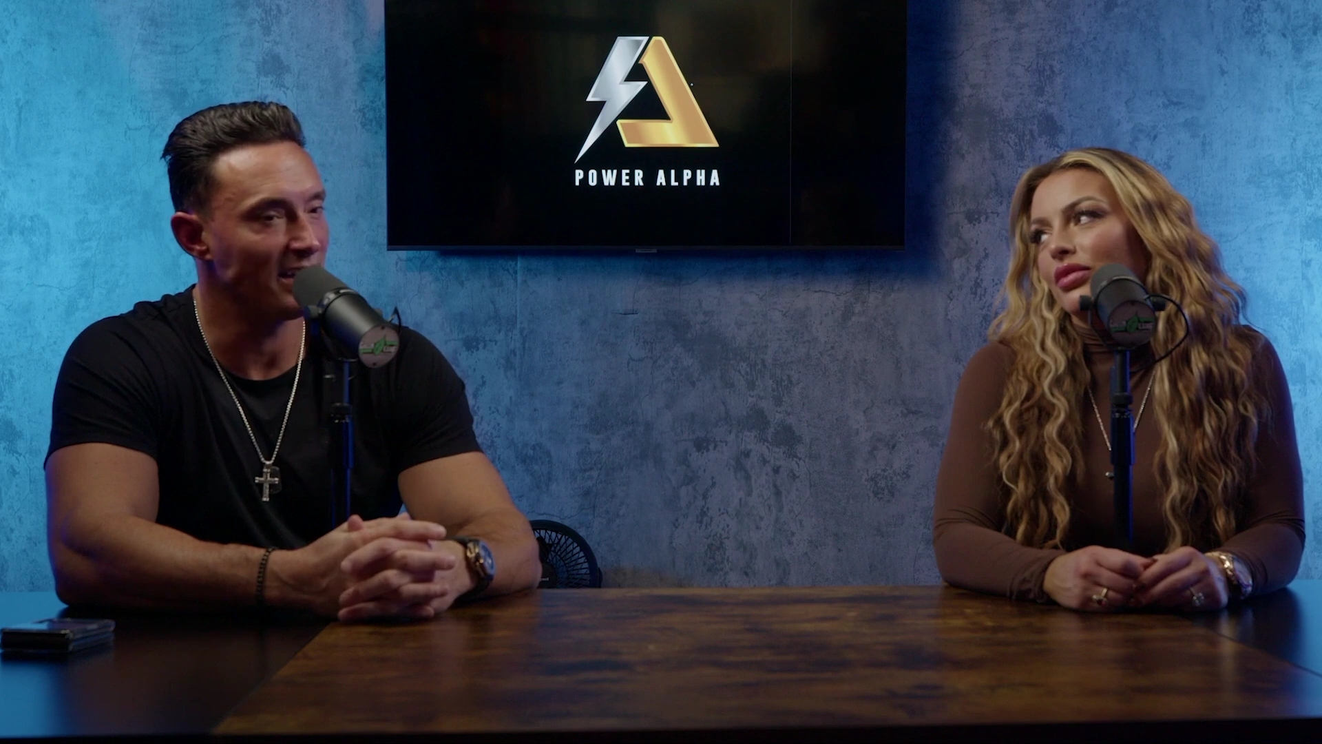 x2mate_com-Ep_9_-_Power_Alphas_Podcast___28Mandy_Saccomanno___Sabby_Piscitelli29-281080p29_mp41934.jpg