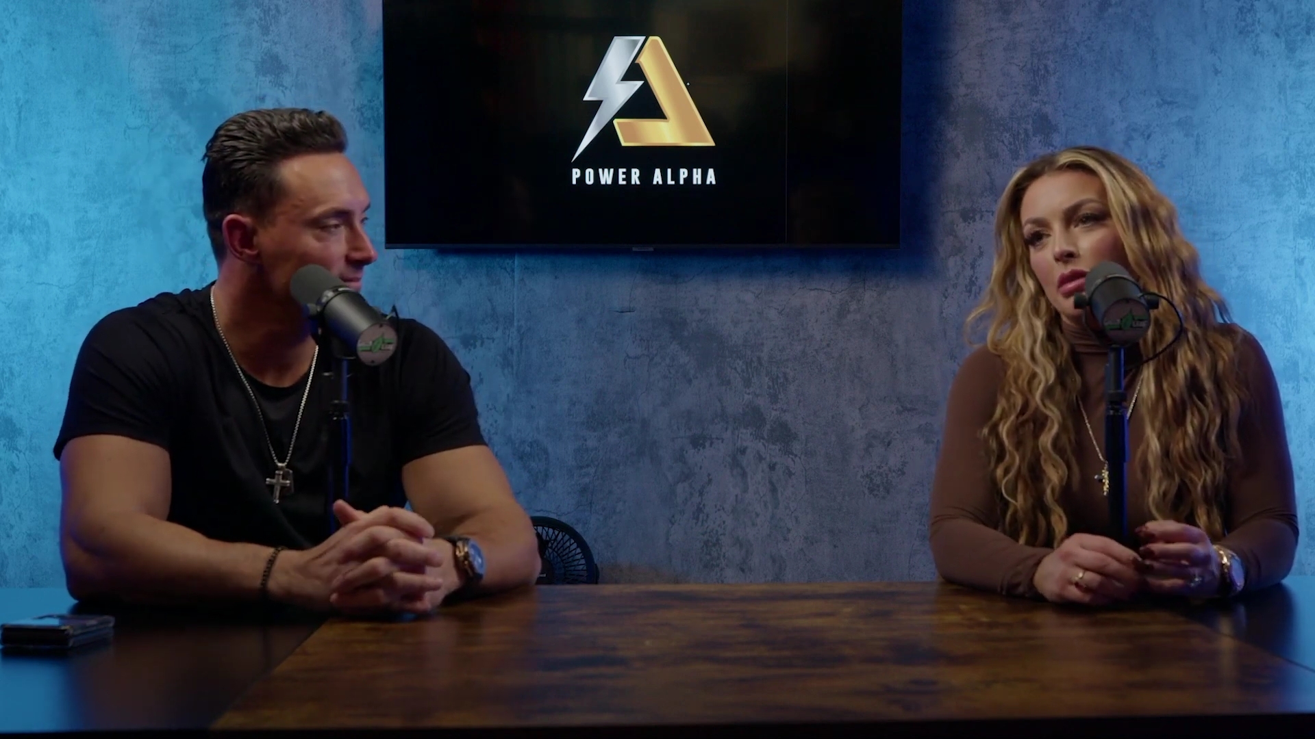 x2mate_com-Ep_9_-_Power_Alphas_Podcast___28Mandy_Saccomanno___Sabby_Piscitelli29-281080p29_mp41951.jpg