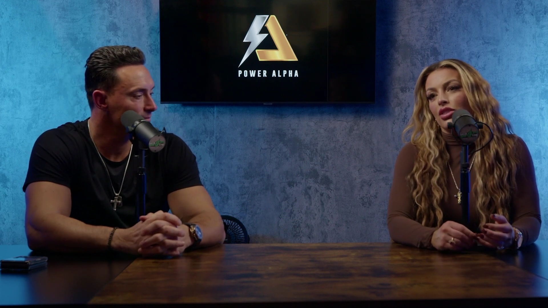 x2mate_com-Ep_9_-_Power_Alphas_Podcast___28Mandy_Saccomanno___Sabby_Piscitelli29-281080p29_mp41952.jpg
