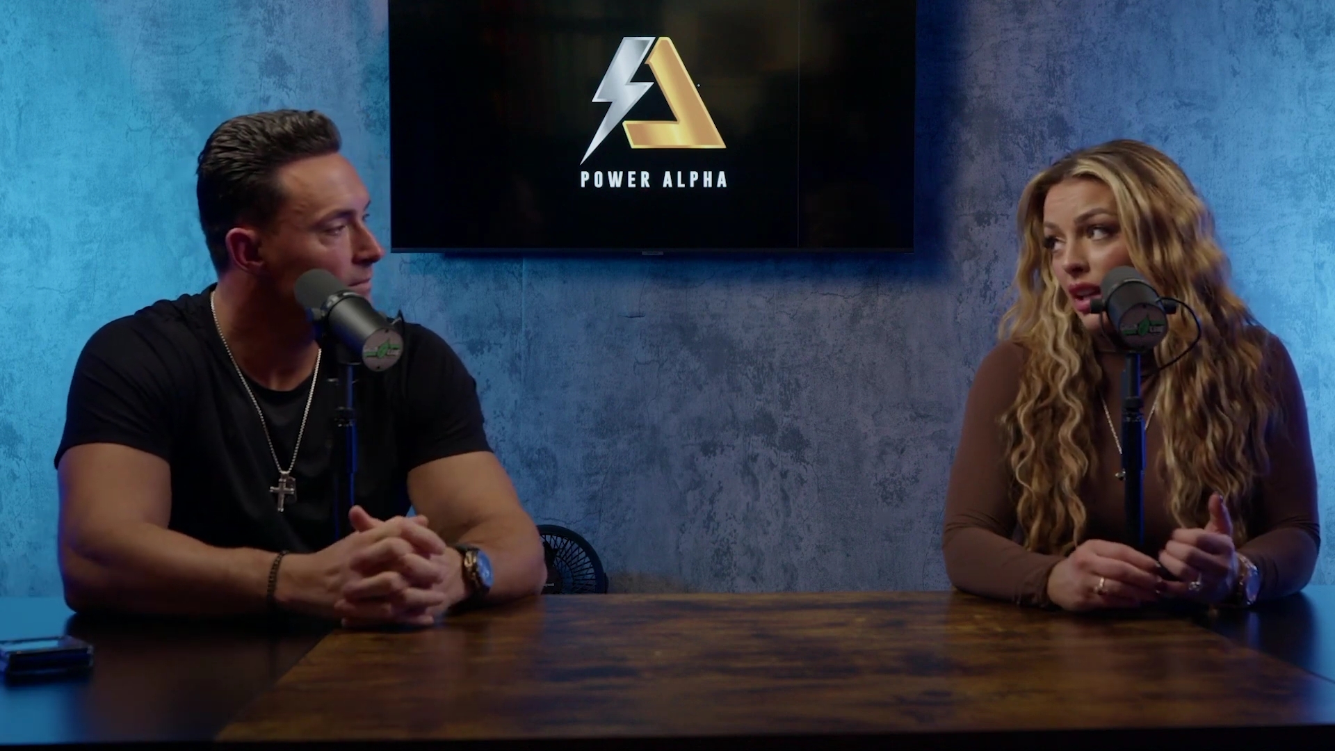 x2mate_com-Ep_9_-_Power_Alphas_Podcast___28Mandy_Saccomanno___Sabby_Piscitelli29-281080p29_mp41960.jpg