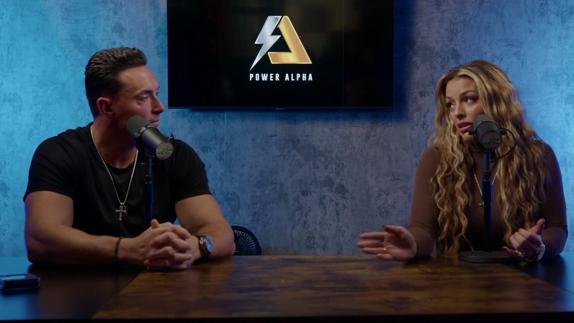 x2mate_com-Ep_9_-_Power_Alphas_Podcast___28Mandy_Saccomanno___Sabby_Piscitelli29-281080p29_mp41961.jpg