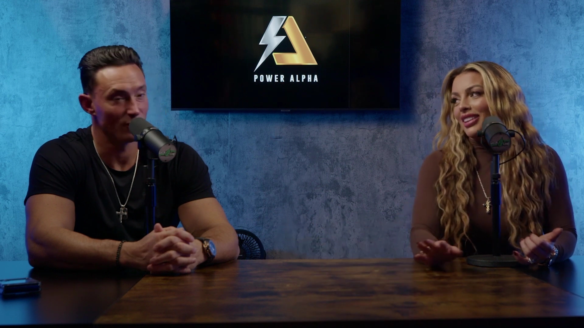 x2mate_com-Ep_9_-_Power_Alphas_Podcast___28Mandy_Saccomanno___Sabby_Piscitelli29-281080p29_mp41965.jpg