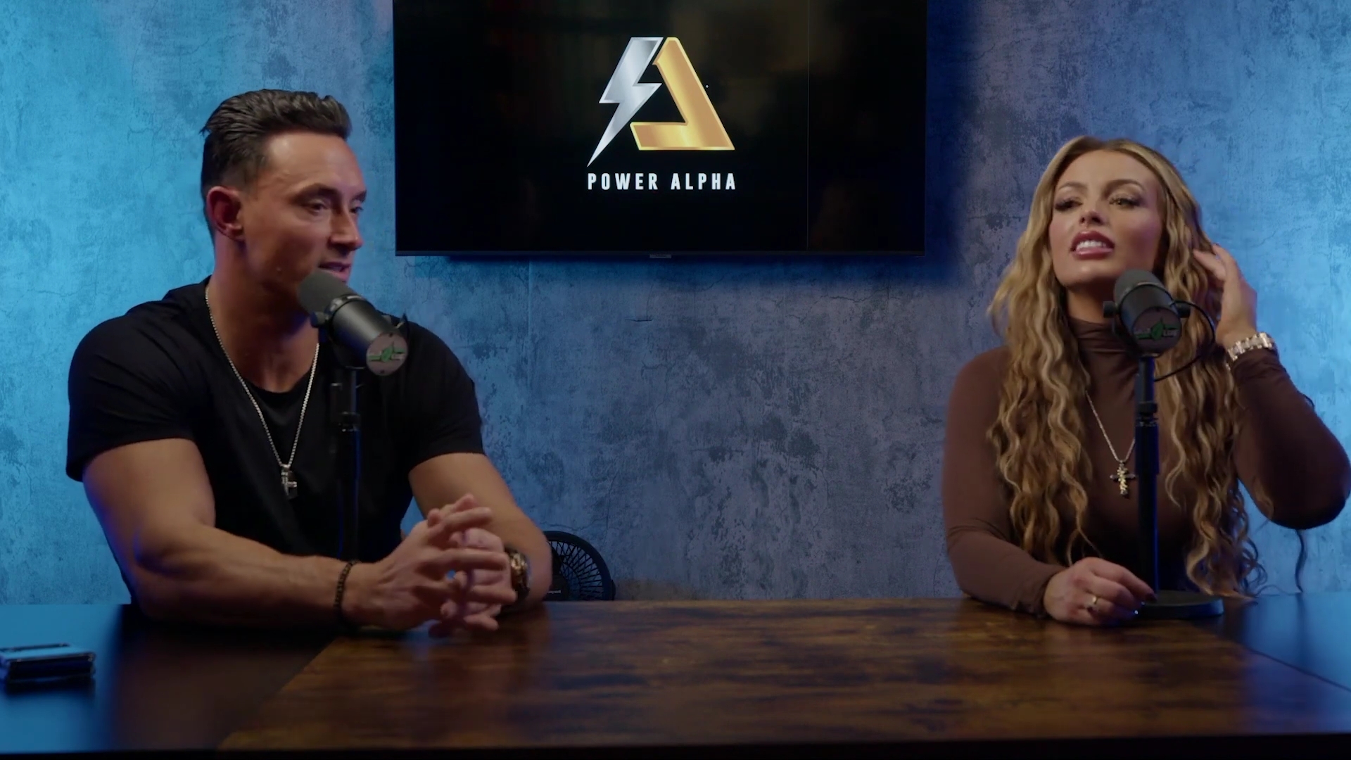 x2mate_com-Ep_9_-_Power_Alphas_Podcast___28Mandy_Saccomanno___Sabby_Piscitelli29-281080p29_mp41997.jpg
