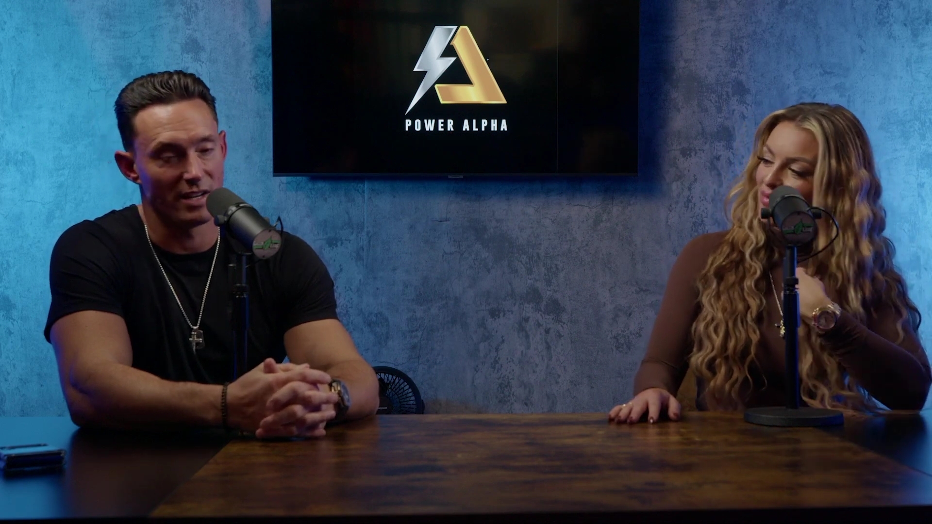 x2mate_com-Ep_9_-_Power_Alphas_Podcast___28Mandy_Saccomanno___Sabby_Piscitelli29-281080p29_mp42053.jpg