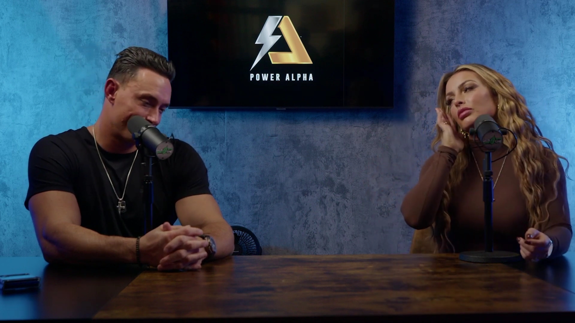 x2mate_com-Ep_9_-_Power_Alphas_Podcast___28Mandy_Saccomanno___Sabby_Piscitelli29-281080p29_mp42059.jpg