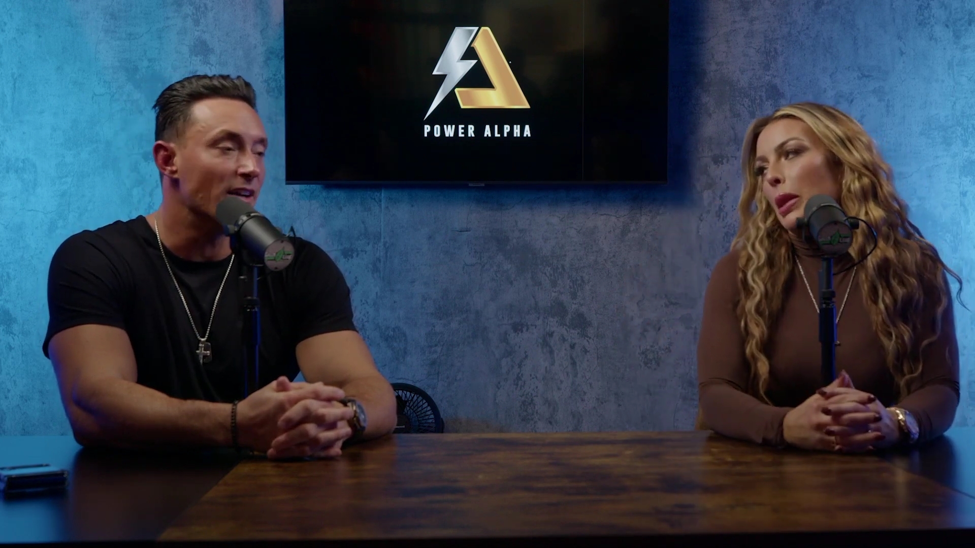 x2mate_com-Ep_9_-_Power_Alphas_Podcast___28Mandy_Saccomanno___Sabby_Piscitelli29-281080p29_mp42061.jpg