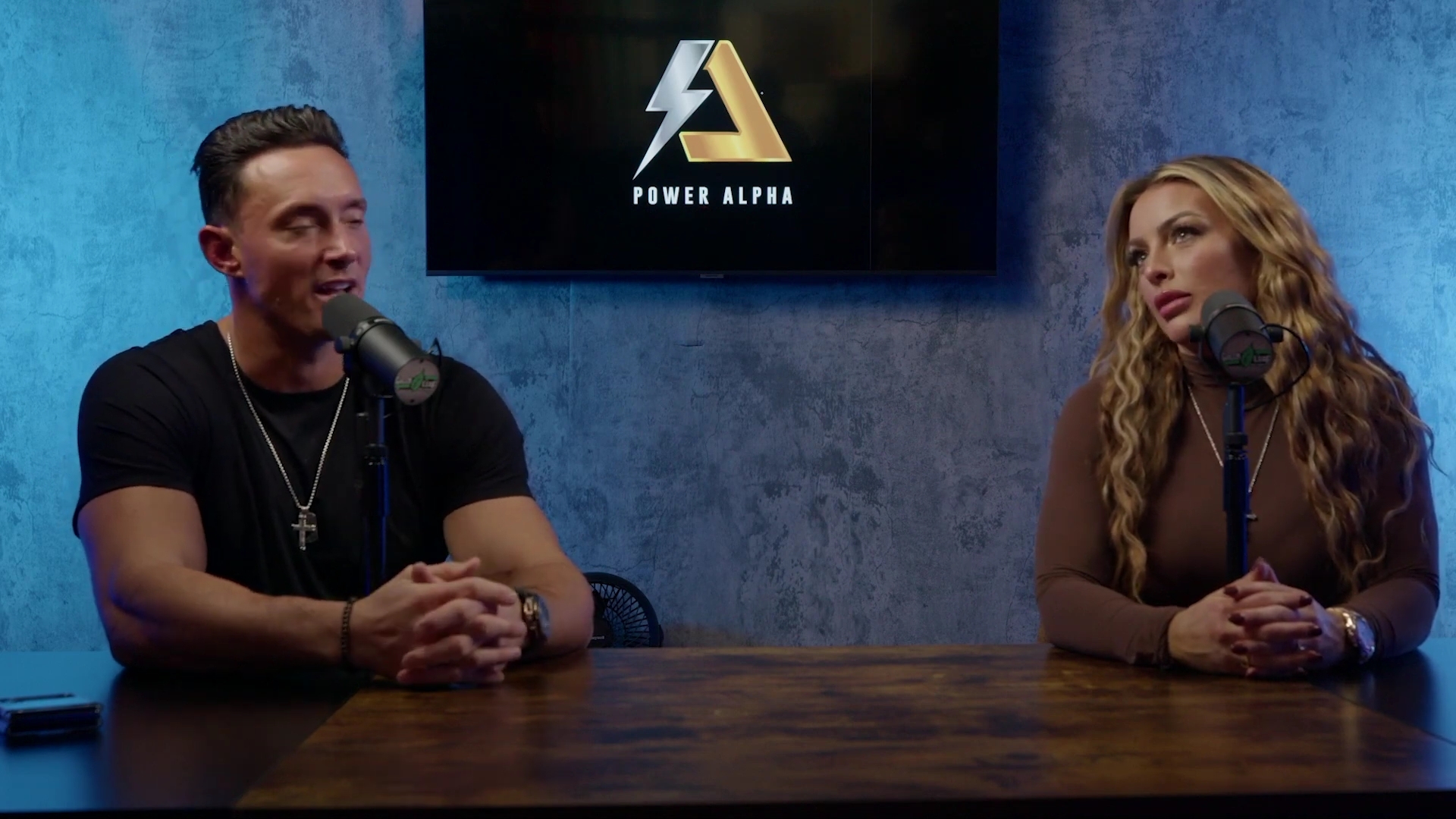 x2mate_com-Ep_9_-_Power_Alphas_Podcast___28Mandy_Saccomanno___Sabby_Piscitelli29-281080p29_mp42065.jpg