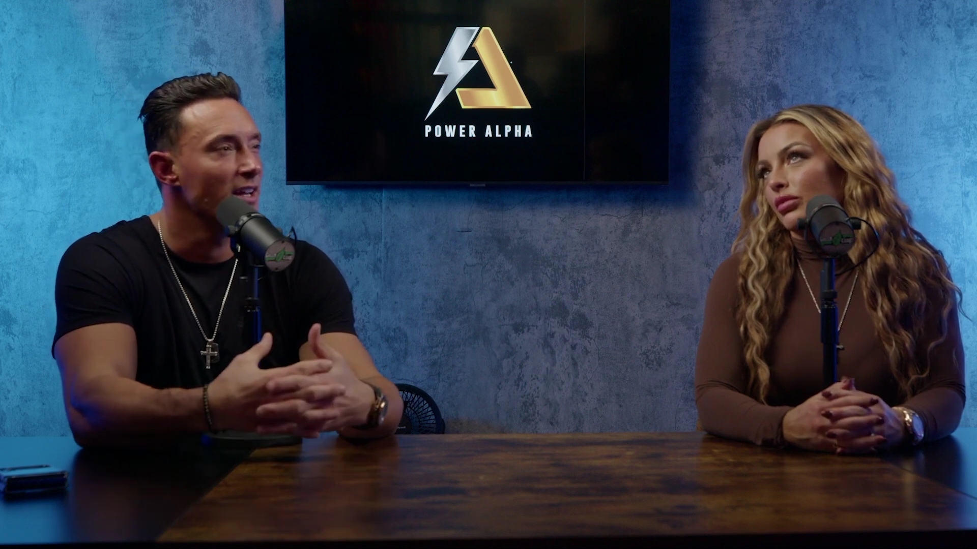 x2mate_com-Ep_9_-_Power_Alphas_Podcast___28Mandy_Saccomanno___Sabby_Piscitelli29-281080p29_mp42068.jpg