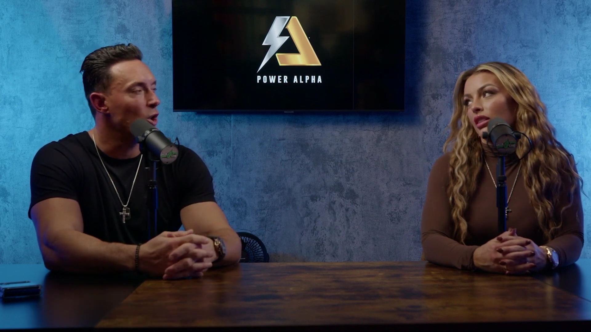 x2mate_com-Ep_9_-_Power_Alphas_Podcast___28Mandy_Saccomanno___Sabby_Piscitelli29-281080p29_mp42070.jpg