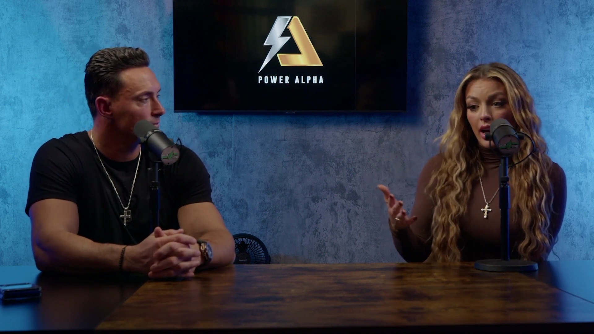x2mate_com-Ep_9_-_Power_Alphas_Podcast___28Mandy_Saccomanno___Sabby_Piscitelli29-281080p29_mp42208.jpg