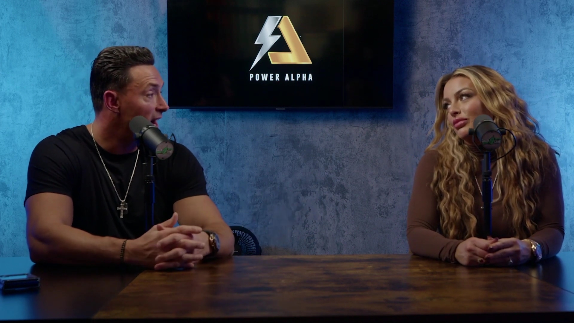 x2mate_com-Ep_9_-_Power_Alphas_Podcast___28Mandy_Saccomanno___Sabby_Piscitelli29-281080p29_mp42309.jpg