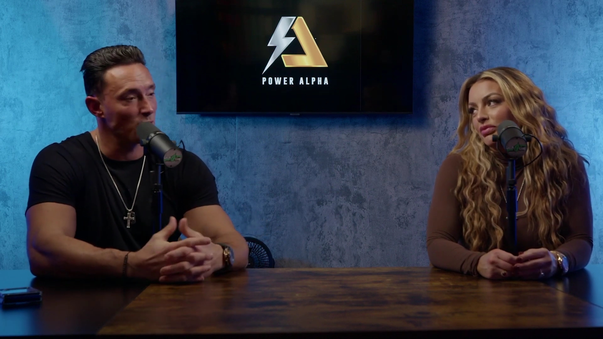 x2mate_com-Ep_9_-_Power_Alphas_Podcast___28Mandy_Saccomanno___Sabby_Piscitelli29-281080p29_mp42314.jpg