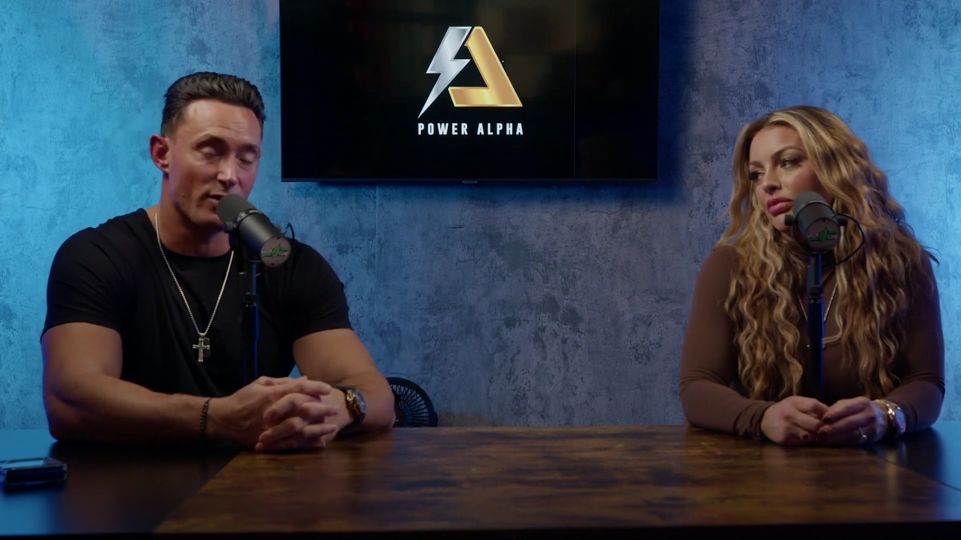 x2mate_com-Ep_9_-_Power_Alphas_Podcast___28Mandy_Saccomanno___Sabby_Piscitelli29-281080p29_mp42315.jpg