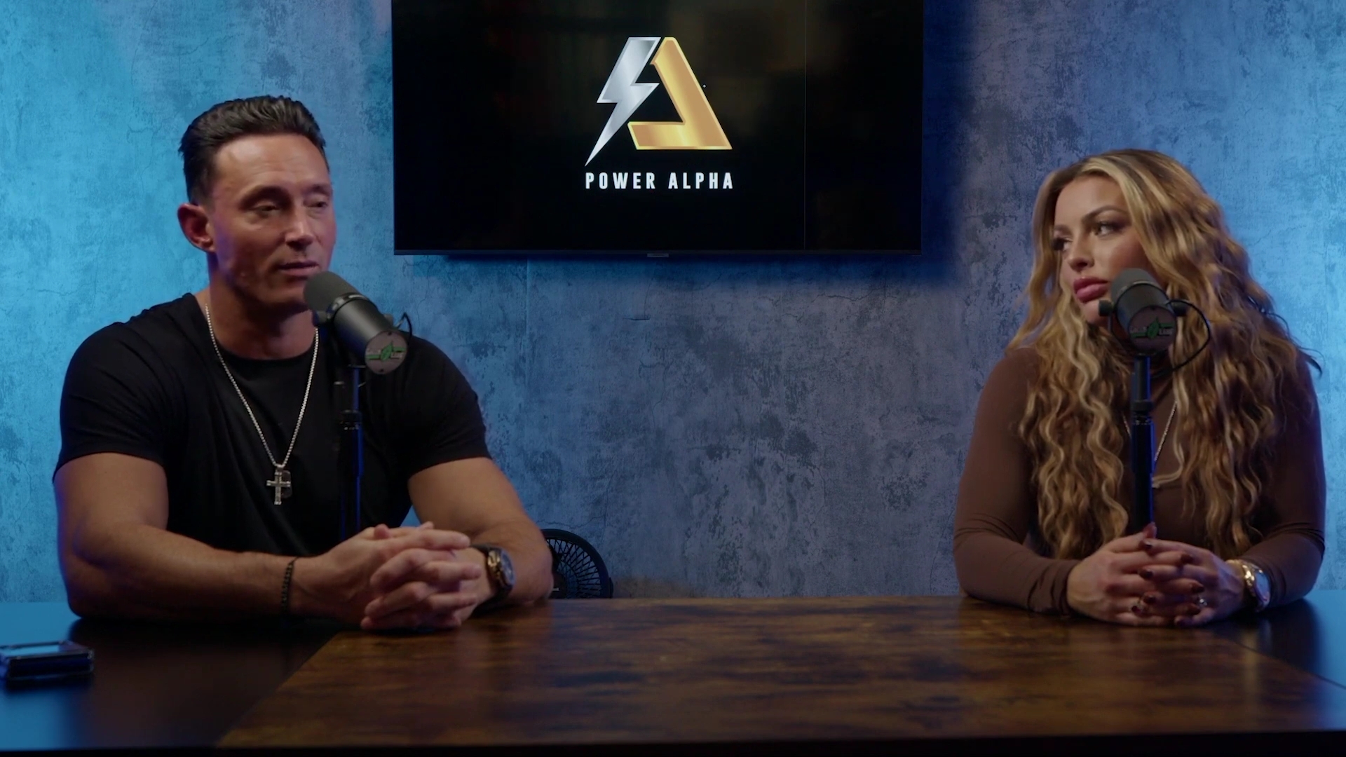 x2mate_com-Ep_9_-_Power_Alphas_Podcast___28Mandy_Saccomanno___Sabby_Piscitelli29-281080p29_mp42330.jpg