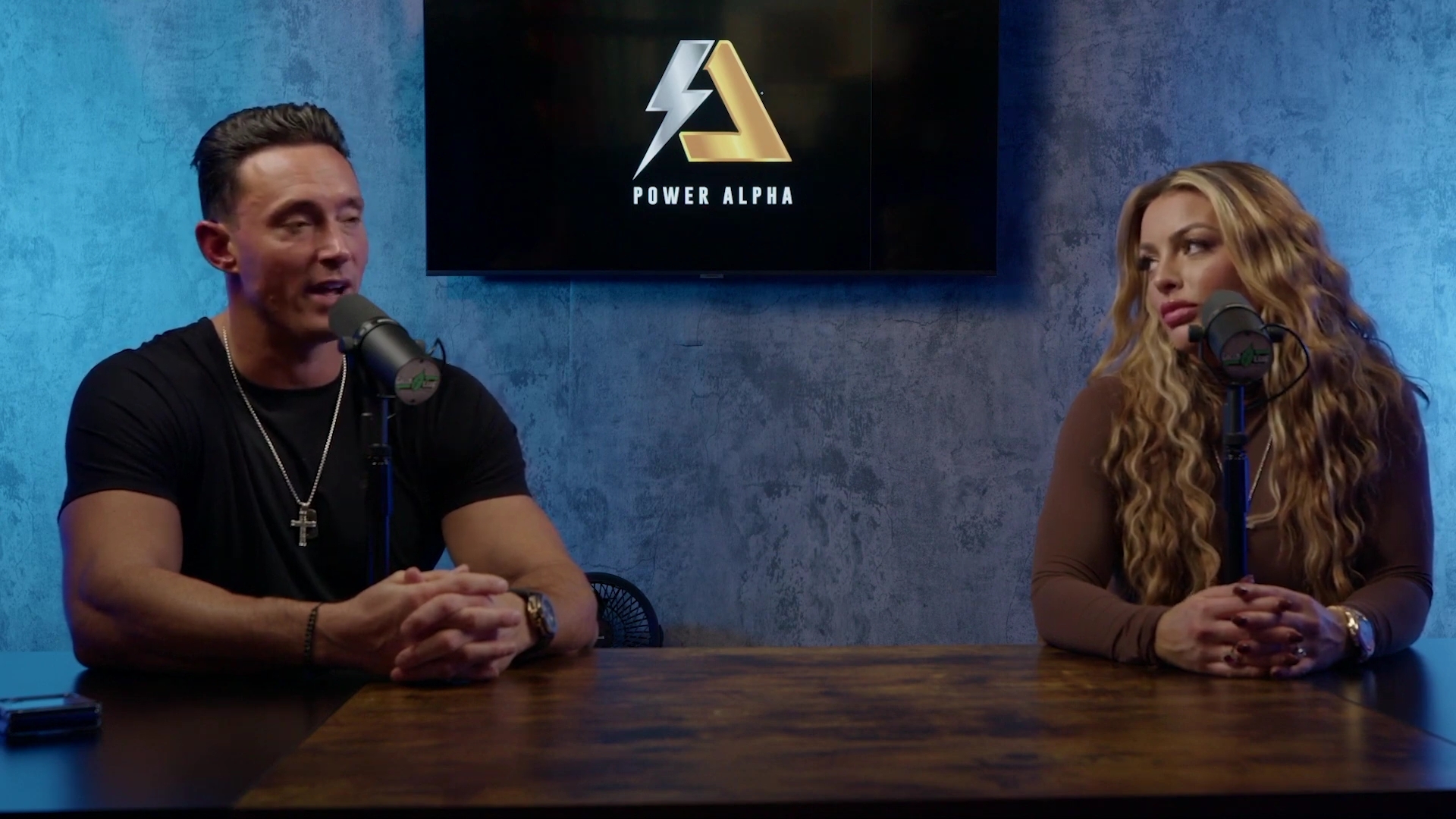 x2mate_com-Ep_9_-_Power_Alphas_Podcast___28Mandy_Saccomanno___Sabby_Piscitelli29-281080p29_mp42331.jpg