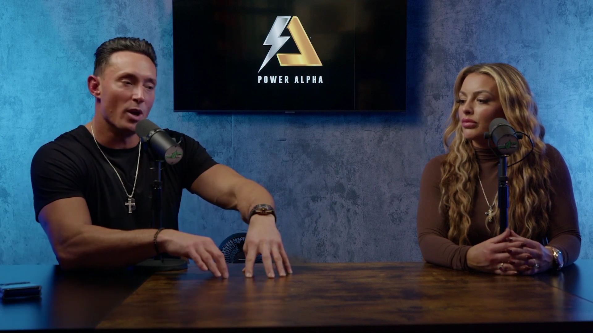x2mate_com-Ep_9_-_Power_Alphas_Podcast___28Mandy_Saccomanno___Sabby_Piscitelli29-281080p29_mp42357.jpg