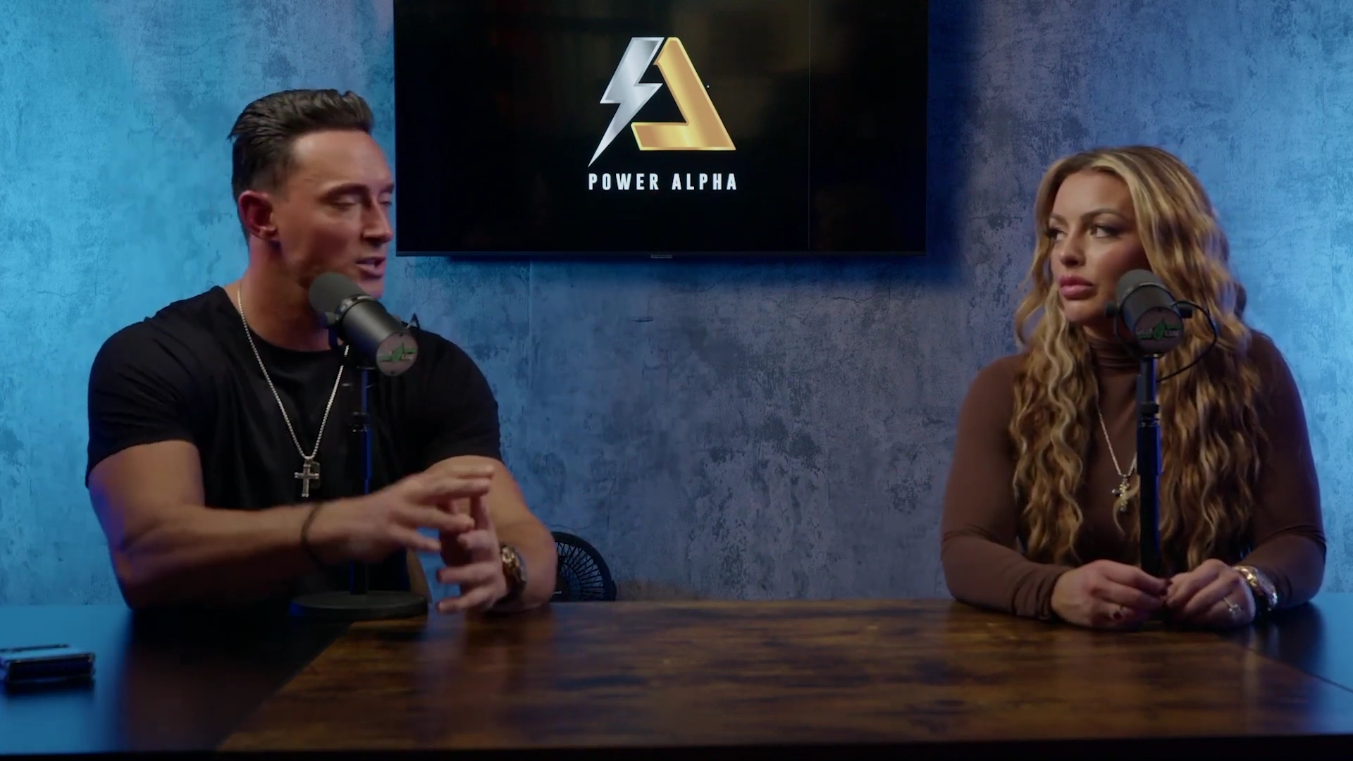 x2mate_com-Ep_9_-_Power_Alphas_Podcast___28Mandy_Saccomanno___Sabby_Piscitelli29-281080p29_mp42374.jpg