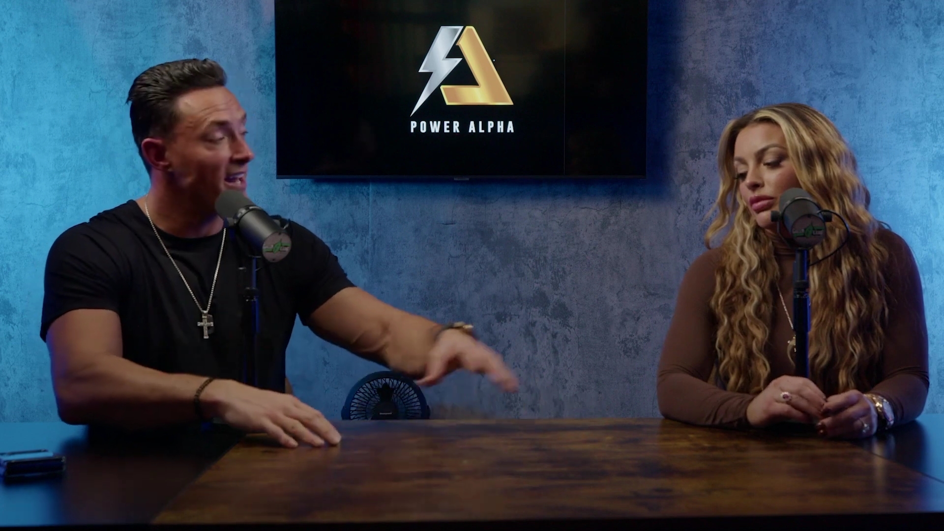 x2mate_com-Ep_9_-_Power_Alphas_Podcast___28Mandy_Saccomanno___Sabby_Piscitelli29-281080p29_mp42390.jpg