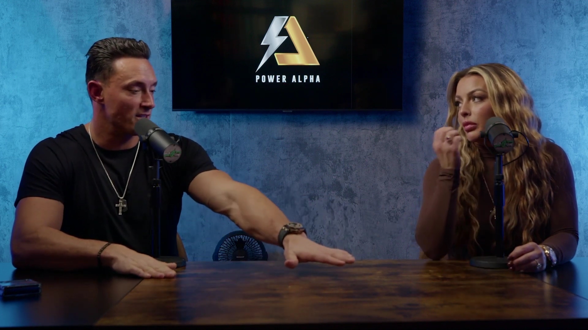 x2mate_com-Ep_9_-_Power_Alphas_Podcast___28Mandy_Saccomanno___Sabby_Piscitelli29-281080p29_mp42393.jpg