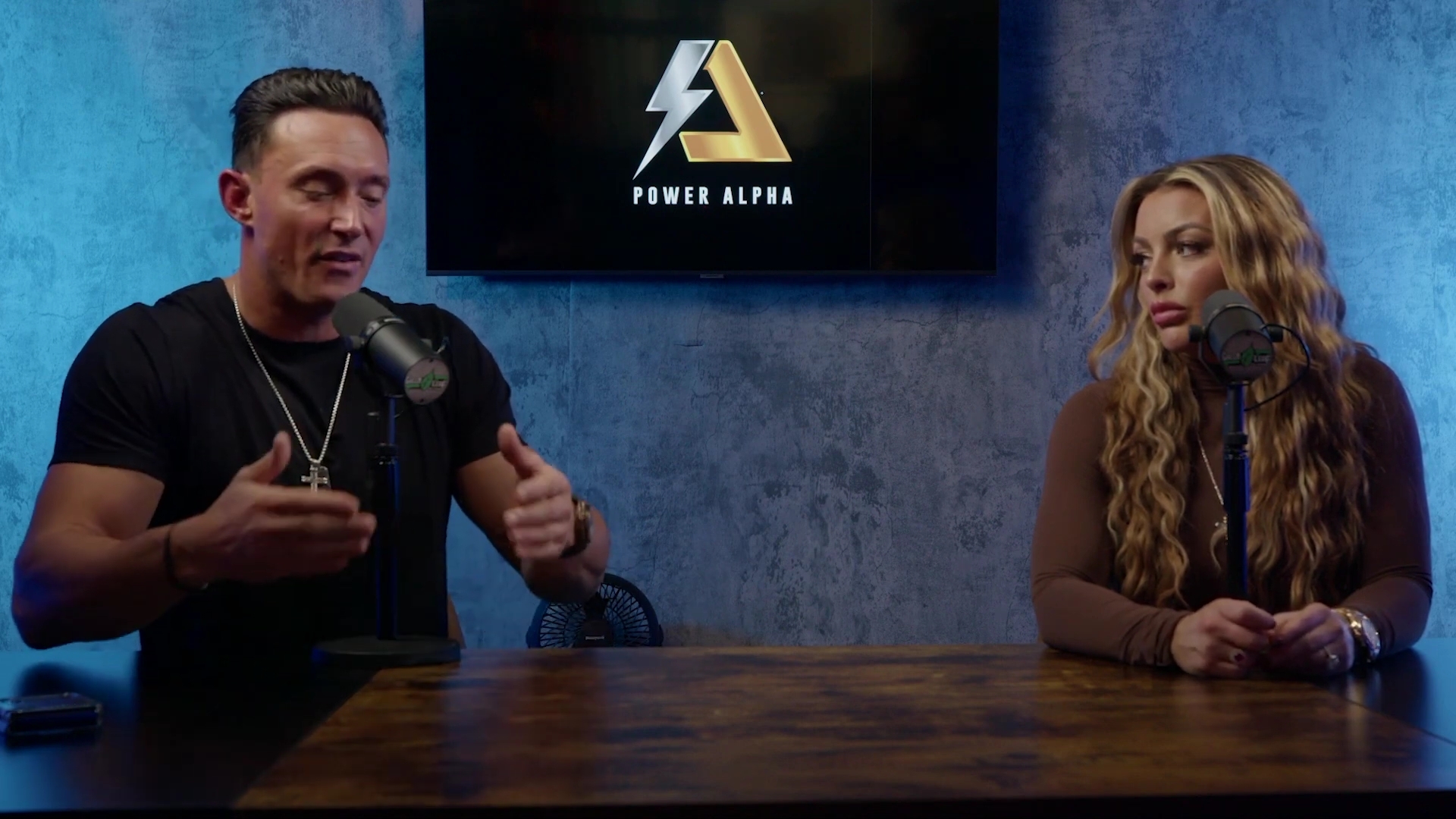 x2mate_com-Ep_9_-_Power_Alphas_Podcast___28Mandy_Saccomanno___Sabby_Piscitelli29-281080p29_mp42408.jpg