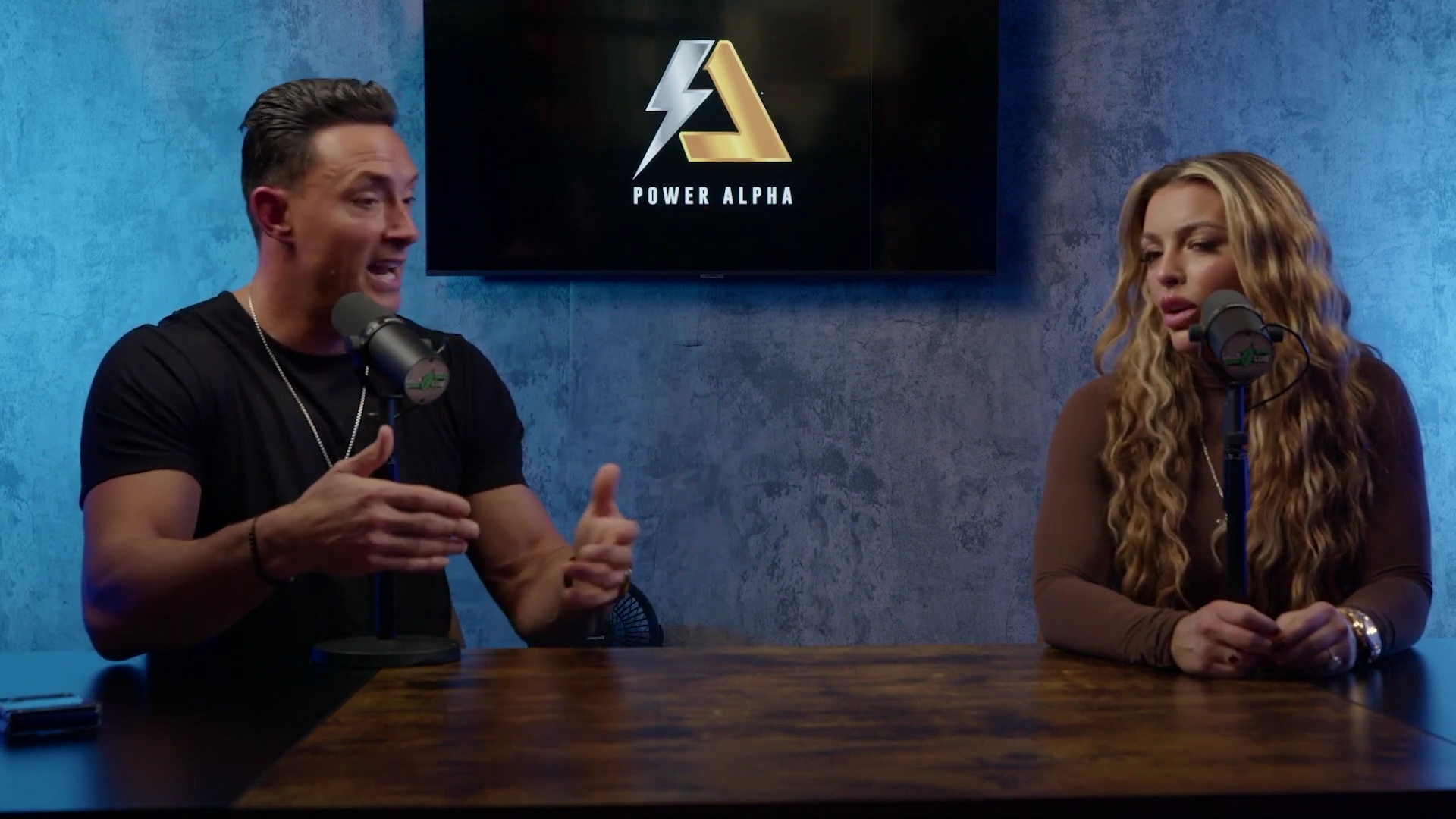 x2mate_com-Ep_9_-_Power_Alphas_Podcast___28Mandy_Saccomanno___Sabby_Piscitelli29-281080p29_mp42414.jpg