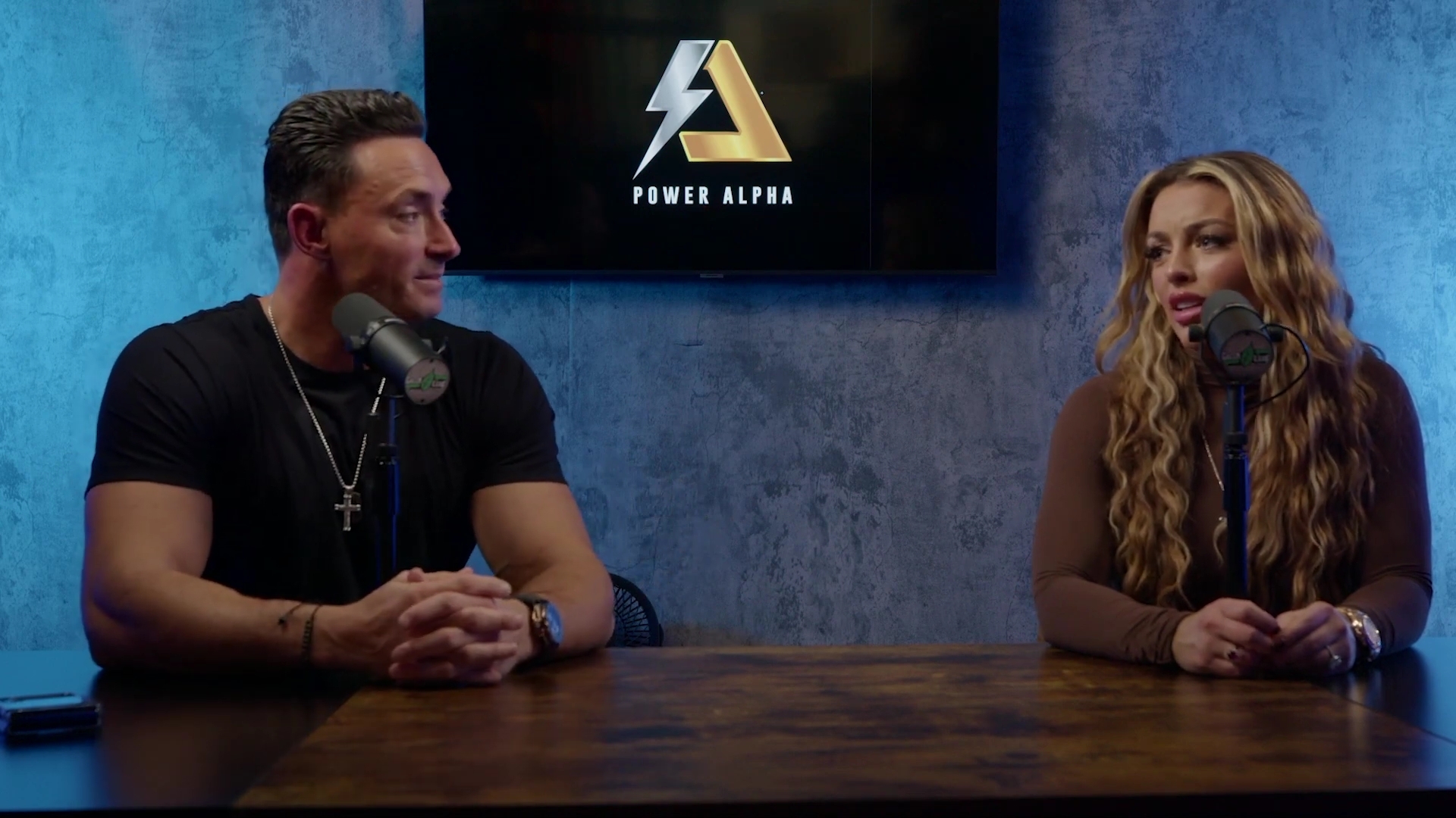 x2mate_com-Ep_9_-_Power_Alphas_Podcast___28Mandy_Saccomanno___Sabby_Piscitelli29-281080p29_mp42416.jpg