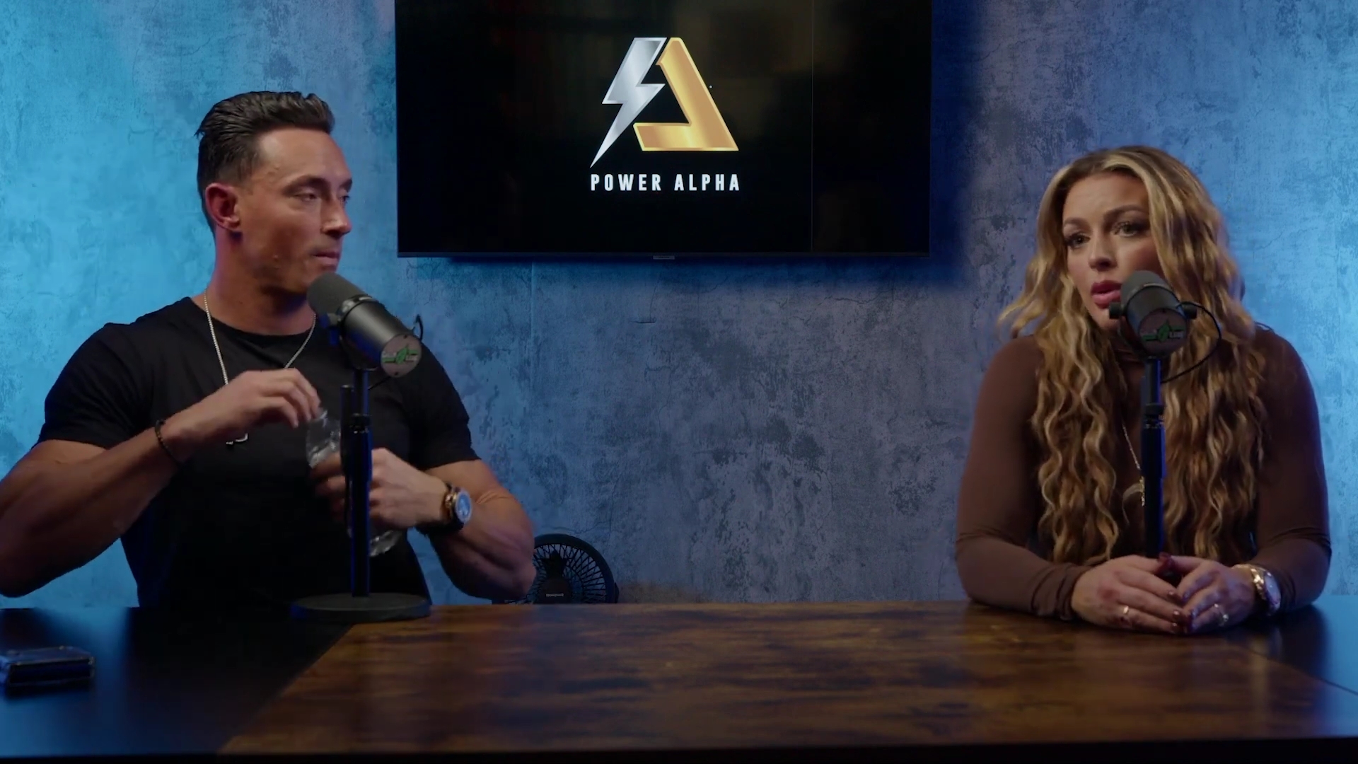 x2mate_com-Ep_9_-_Power_Alphas_Podcast___28Mandy_Saccomanno___Sabby_Piscitelli29-281080p29_mp42427.jpg
